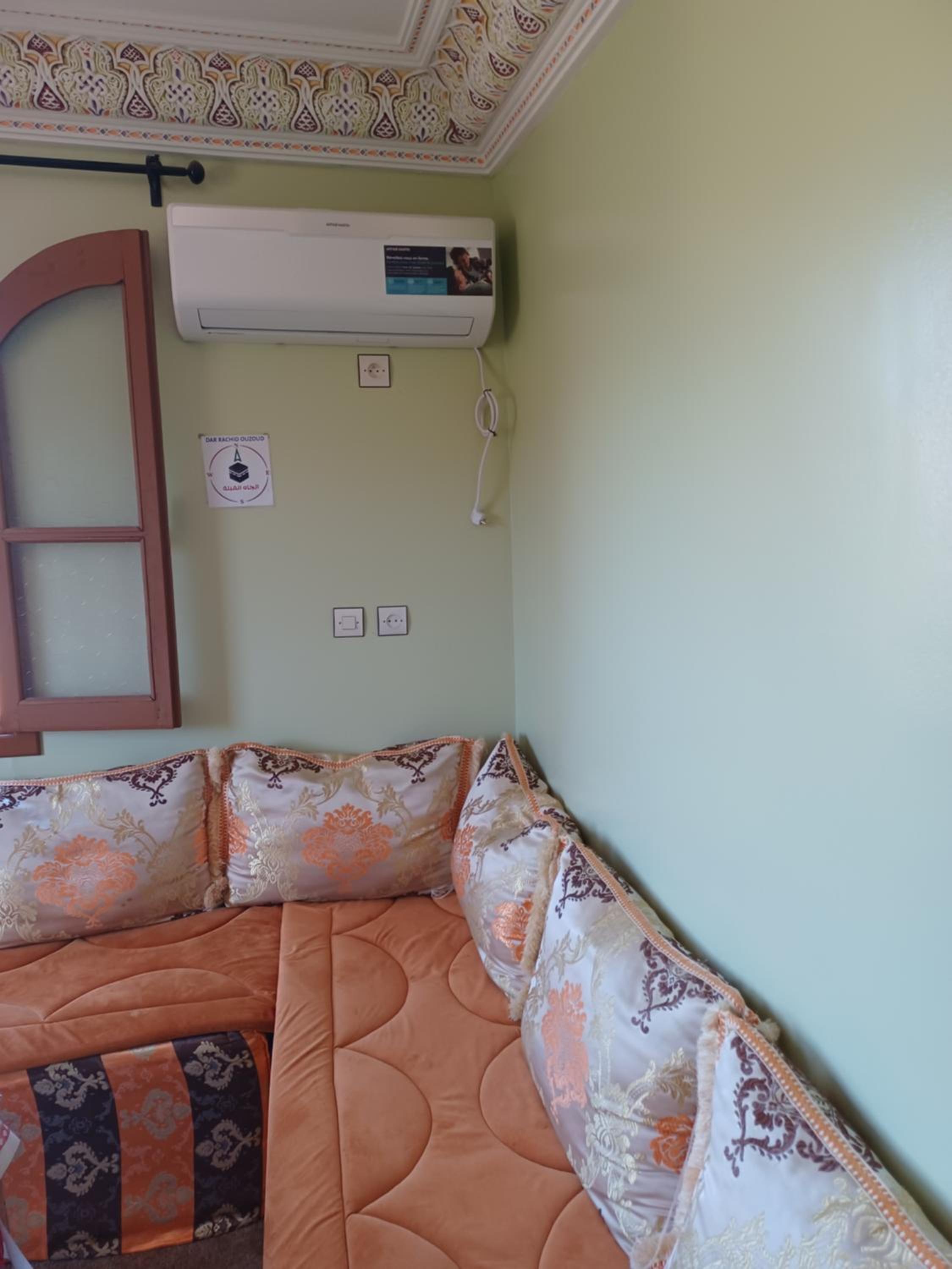 Apartment with Terrace - Photo 1