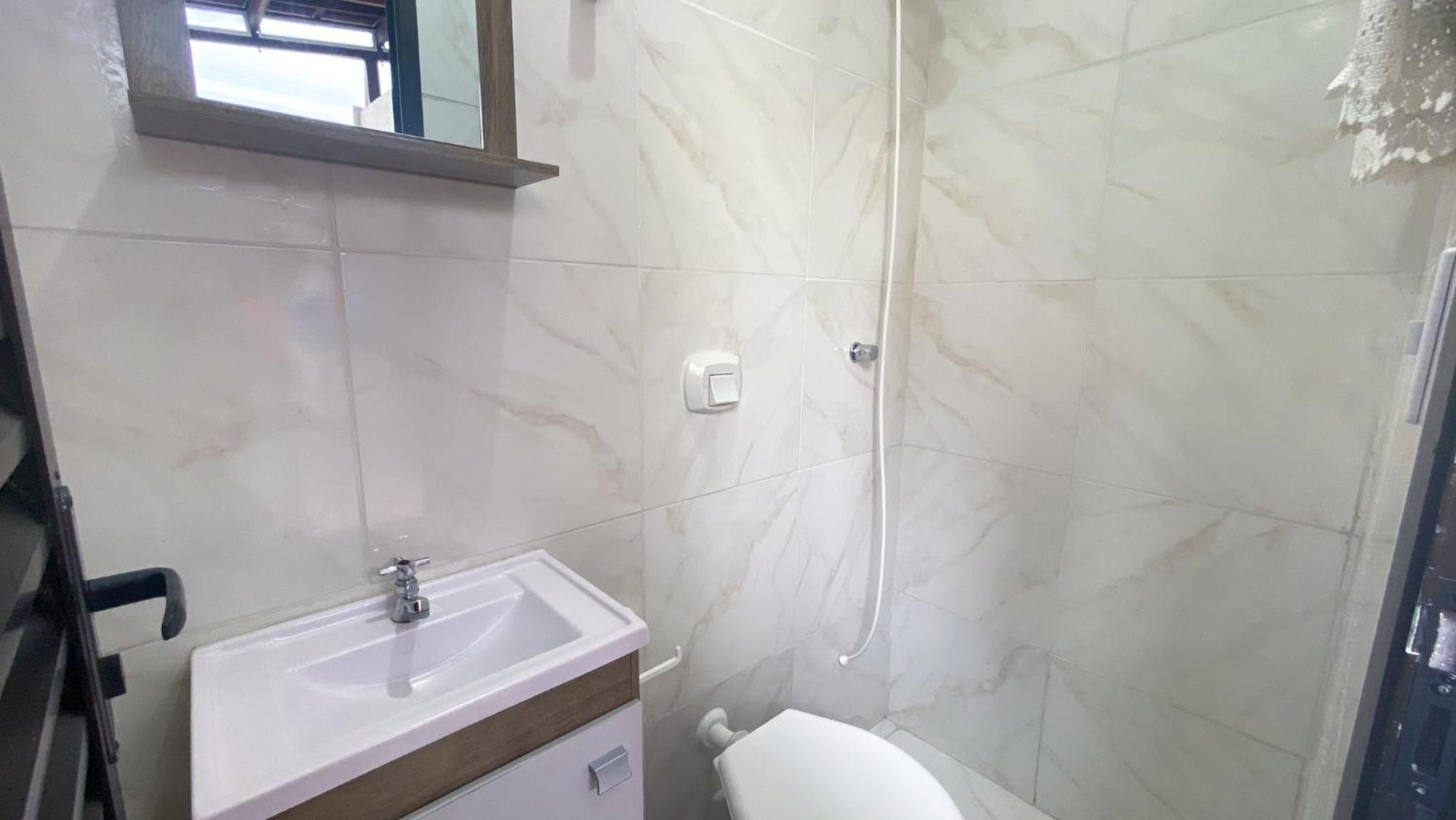 Penthouse Apartment - Photo 17