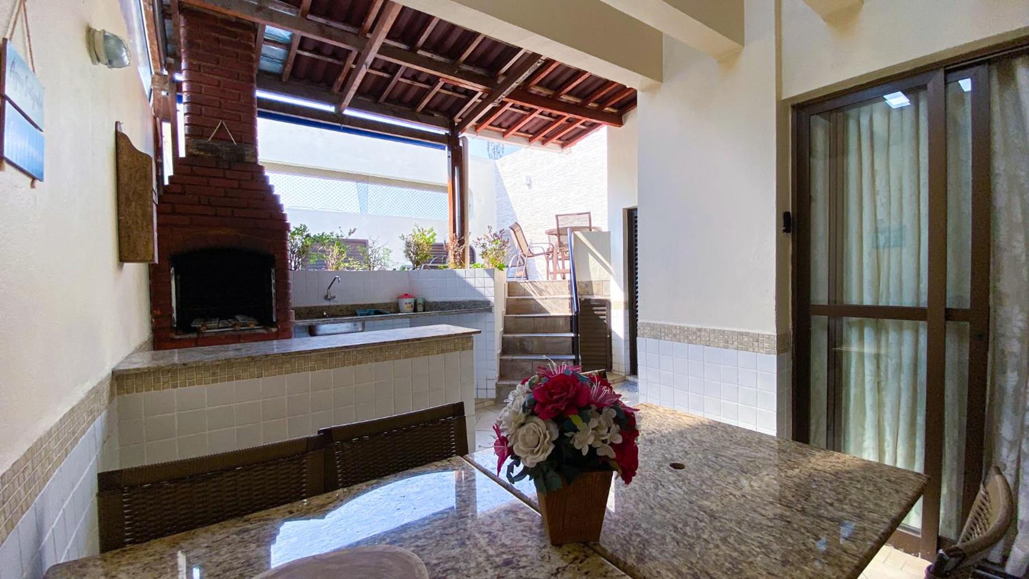Penthouse Apartment - Photo 7