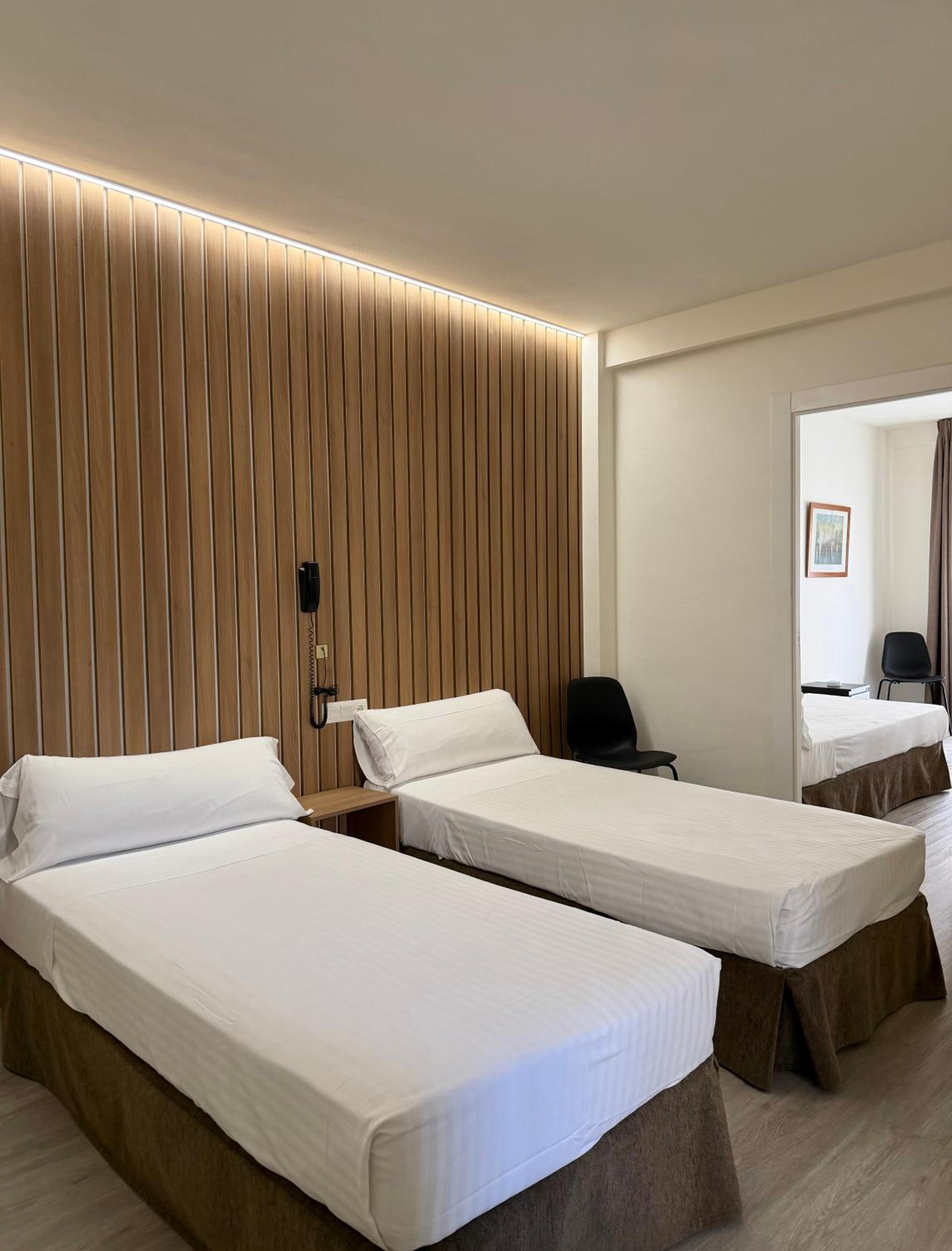 Quadruple Room photo 3
