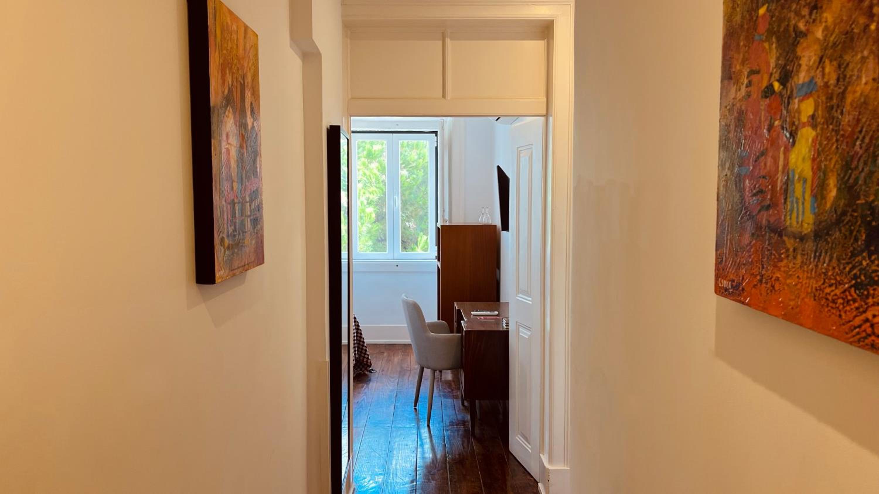 Family Room - Photo 8