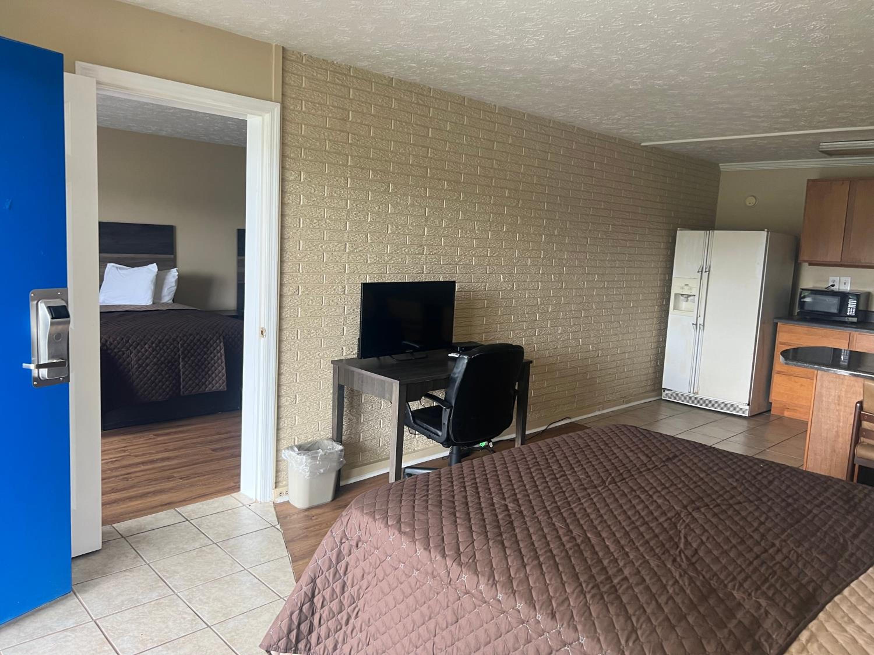 Standard Double Suite - Photo 1