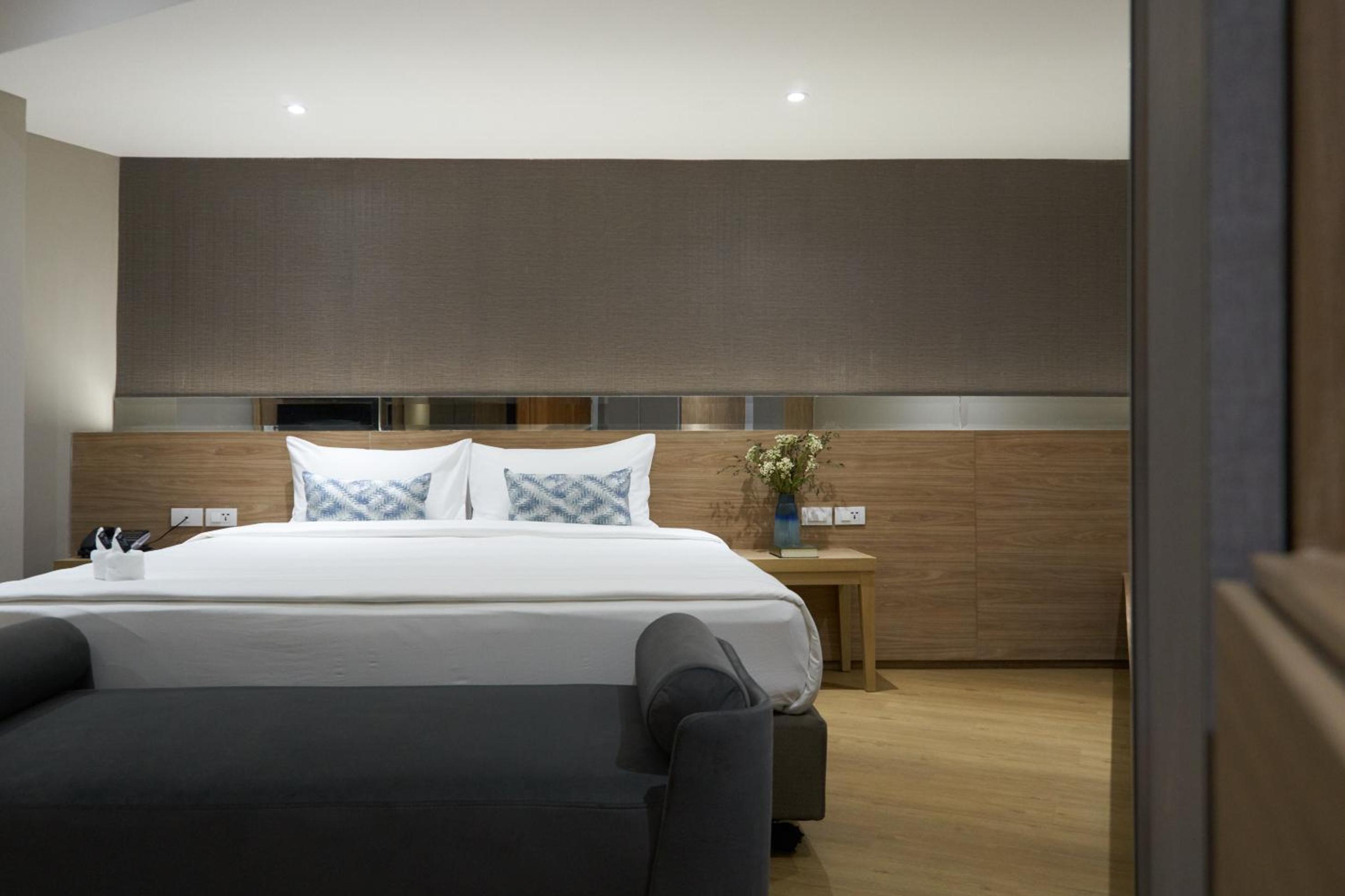 Superior King Room photo 3