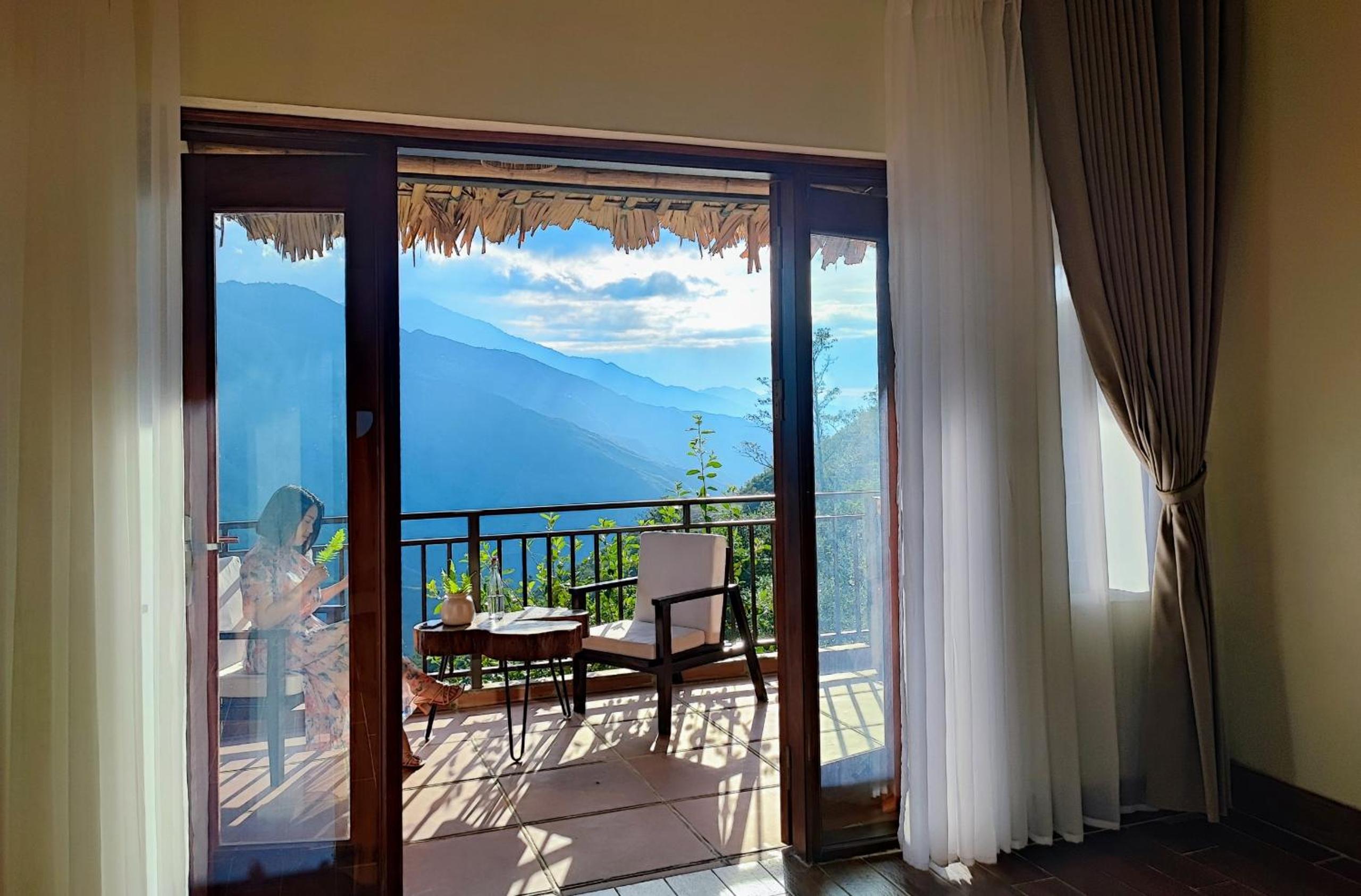 Triple Room with Balcony - Photo 10