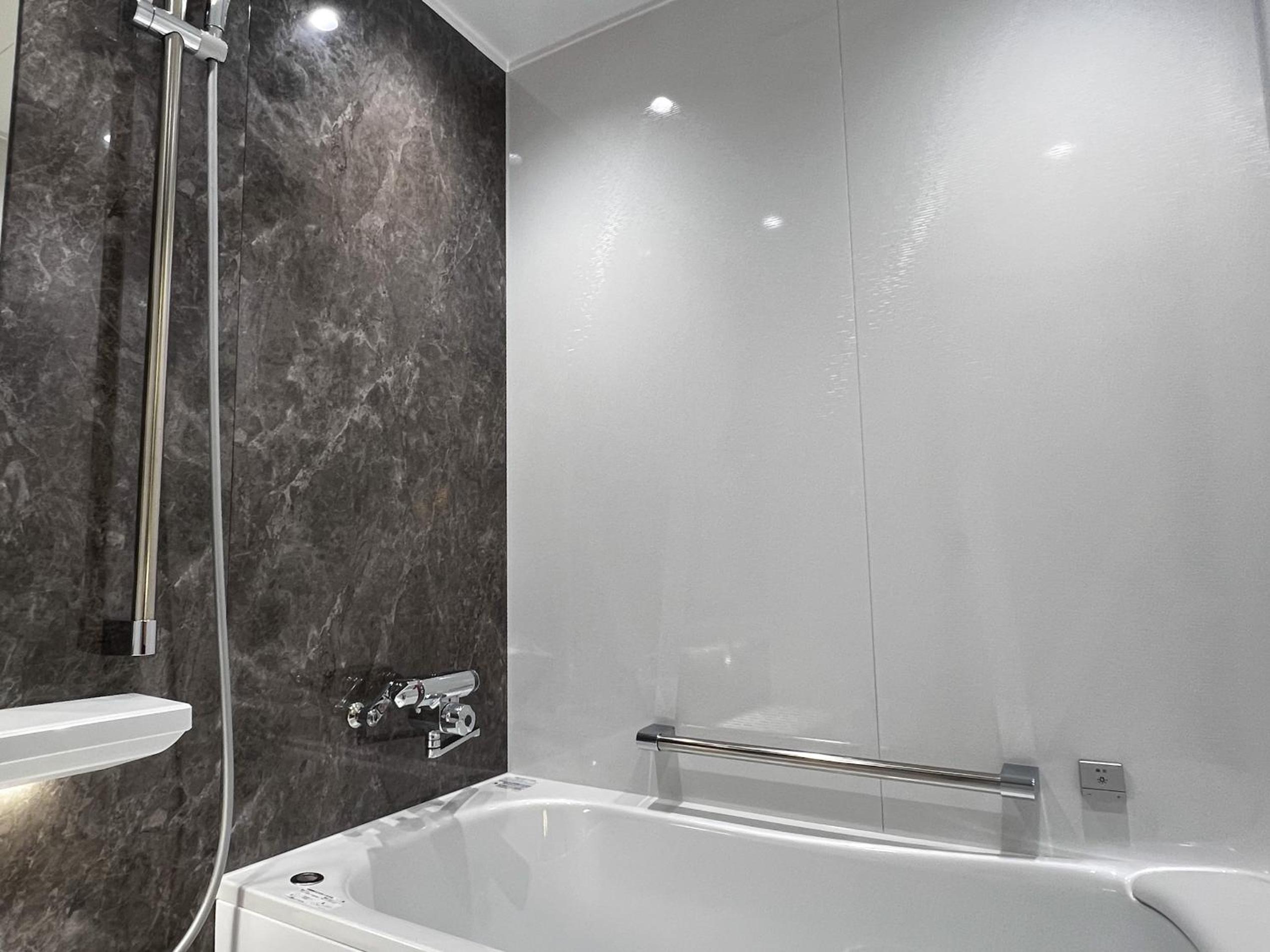 	Deluxe Twin Room-Lake View - Non-Smoking - Photo 5