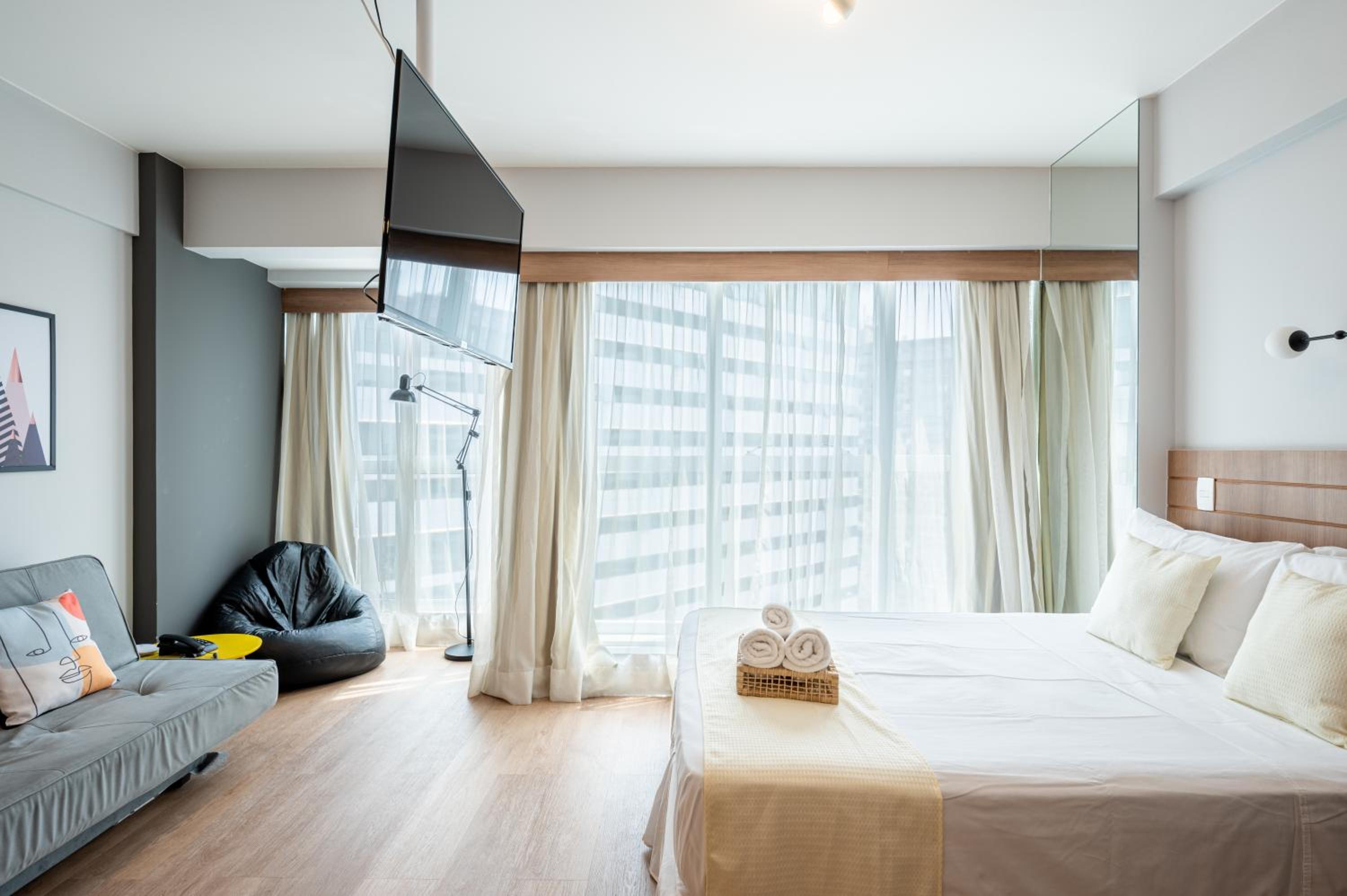 Deluxe Apartment