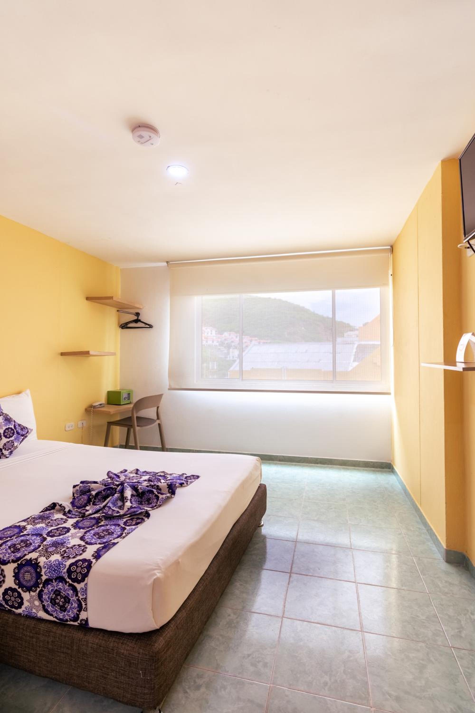 Standard Double Room photo 3