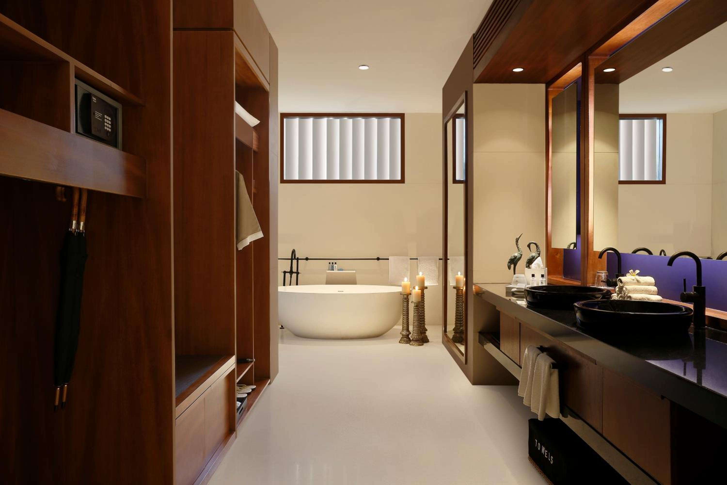 King Bed Vilasa Suite Sunrise View With Private Pool photo 2
