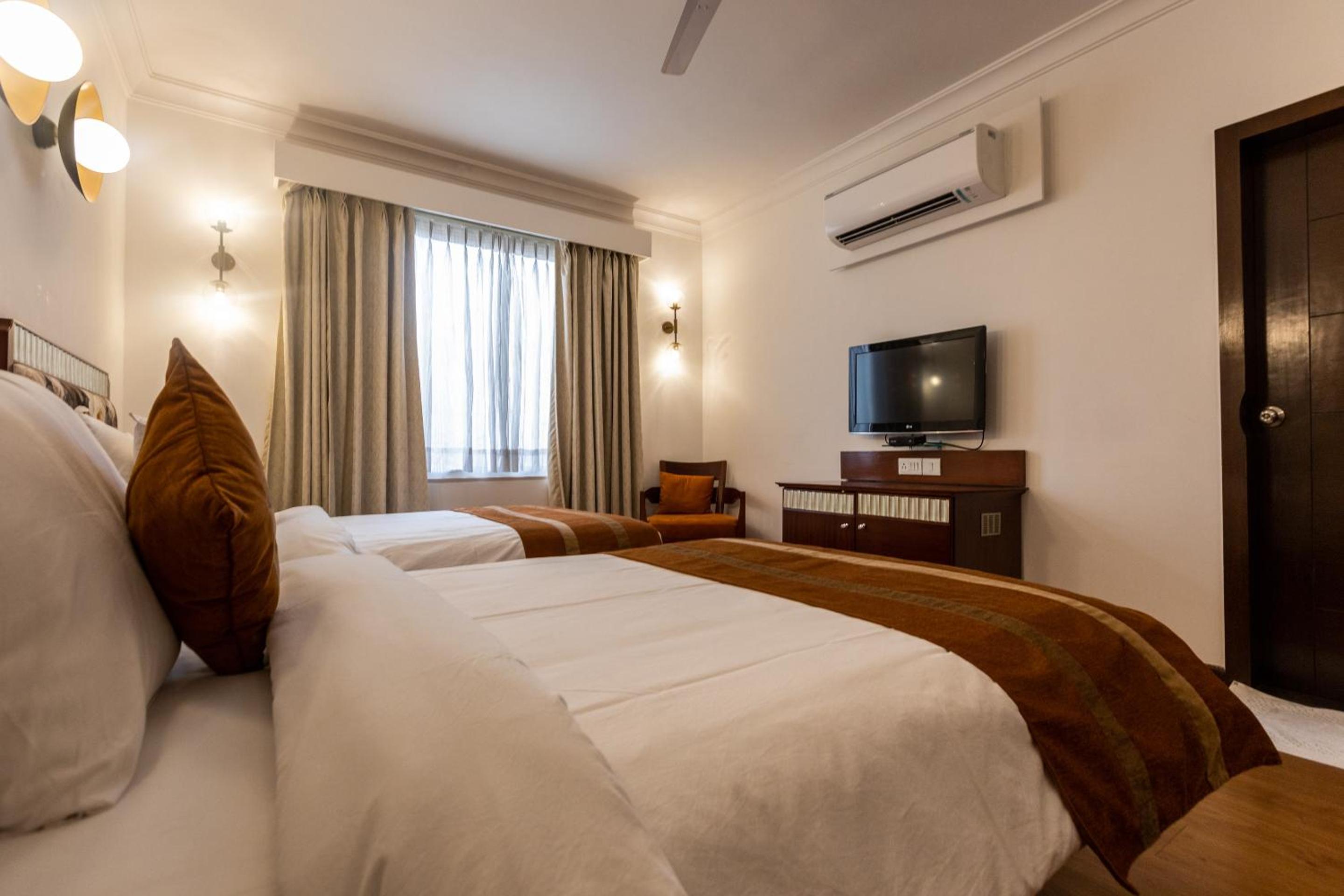 Standard Twin Room (Meal upgrade on CP Plan - 15% , Welcome drink on Arrival, Room upgrade to Deluxe)