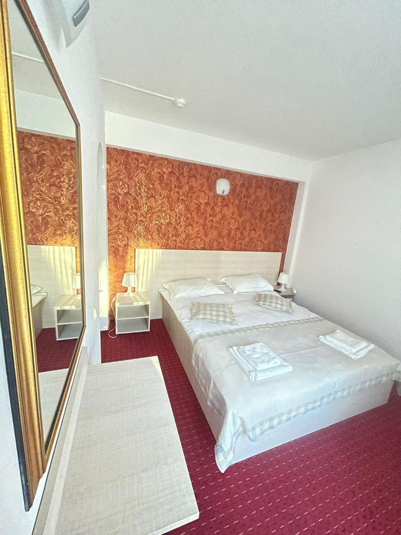 Double Room with Balcony photo 2