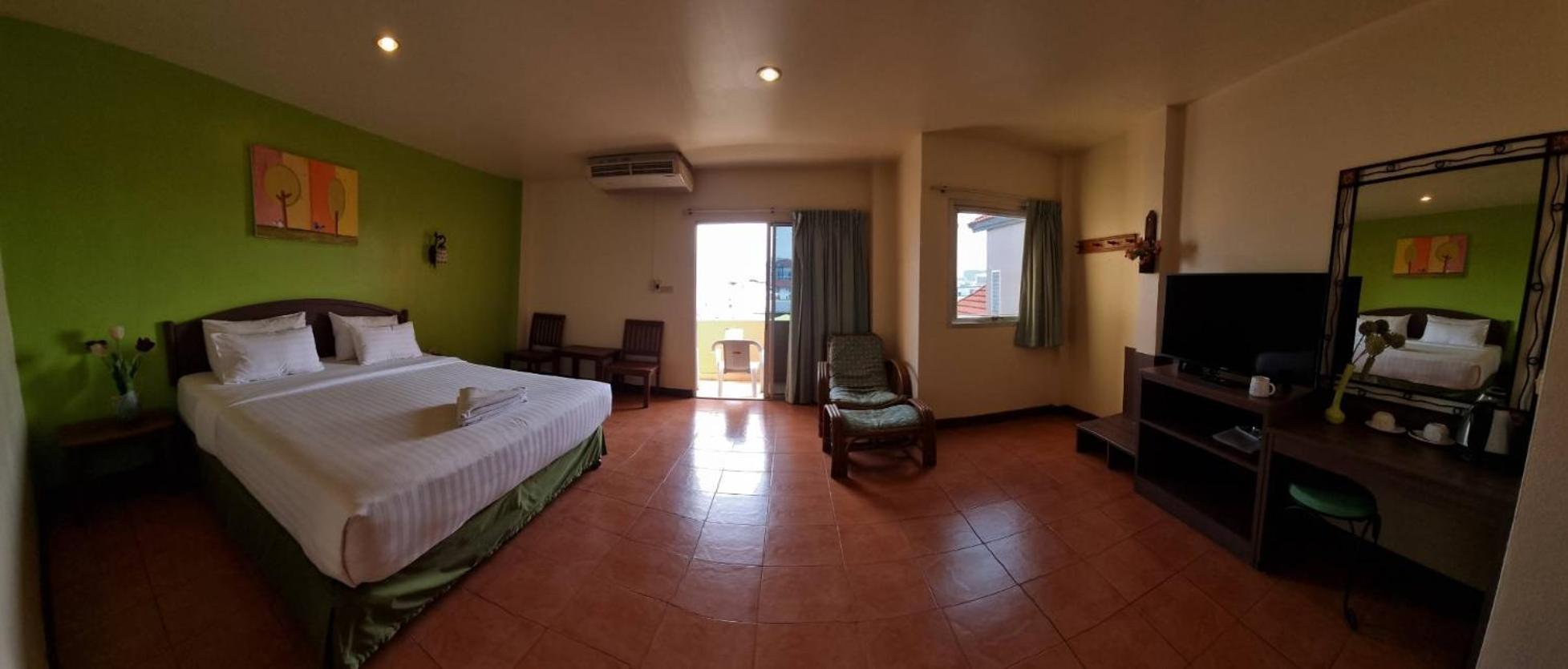 Deluxe Room - Photo 2