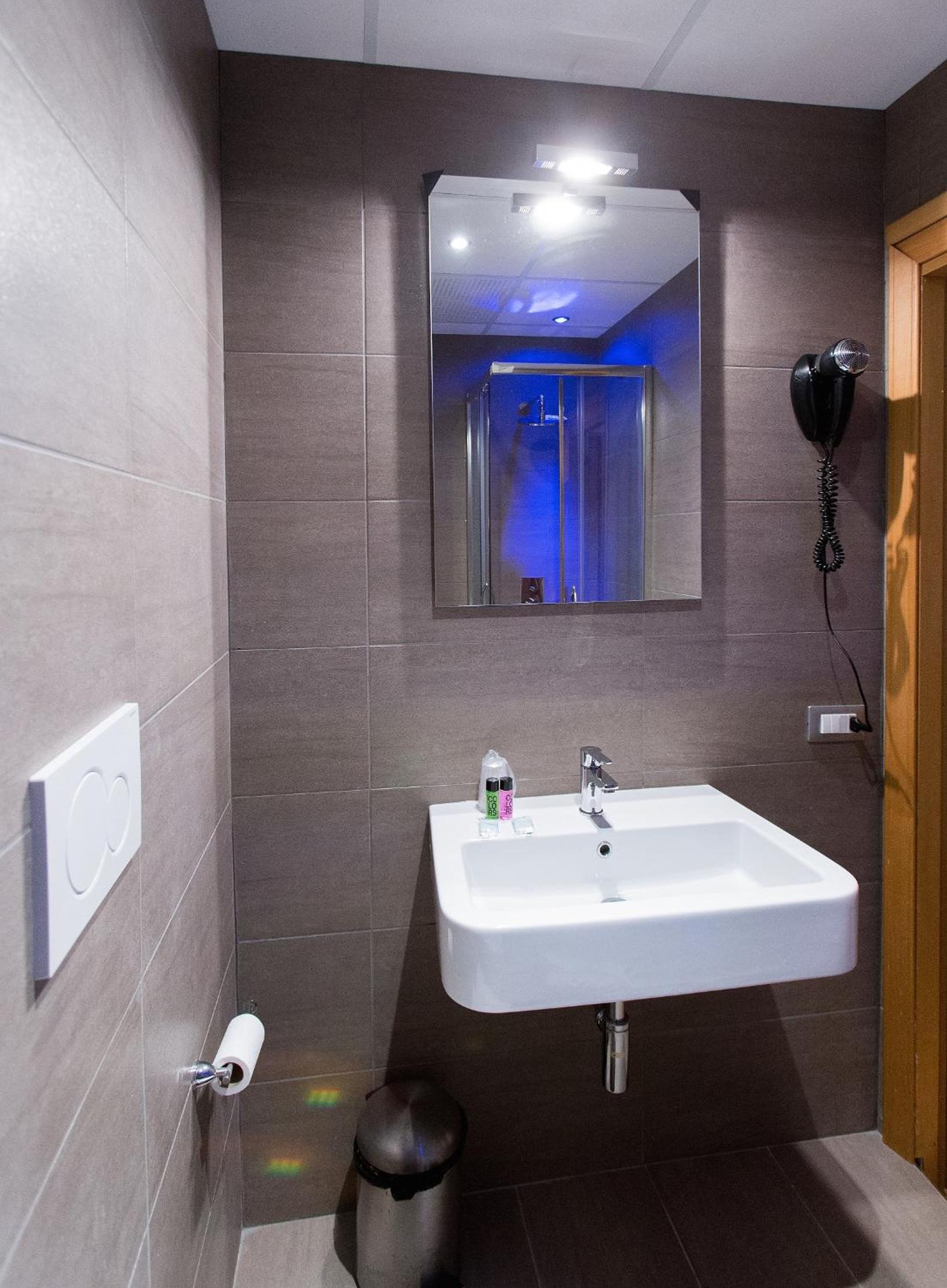 Superior Double or Twin Room photo 2