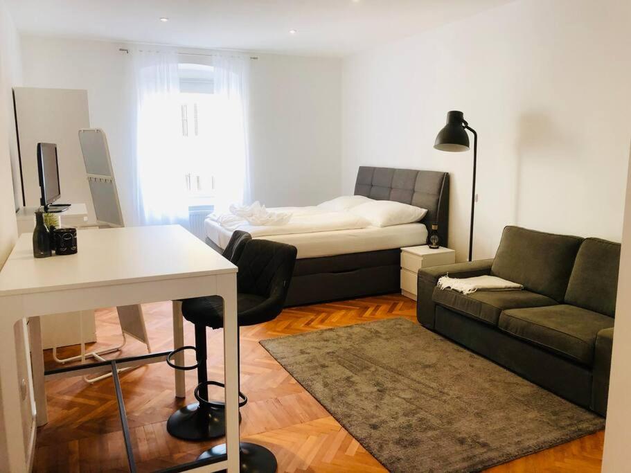 Studio Apartment