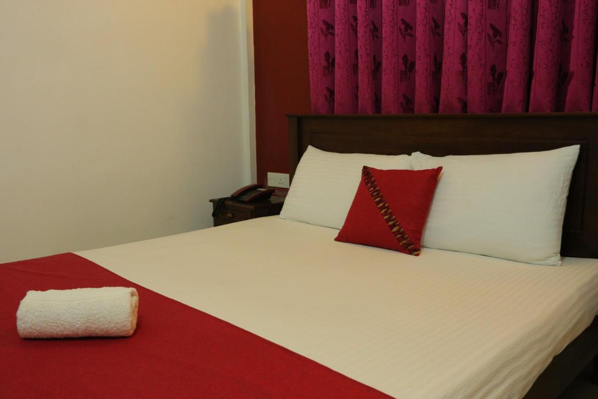 Queen Room photo 3