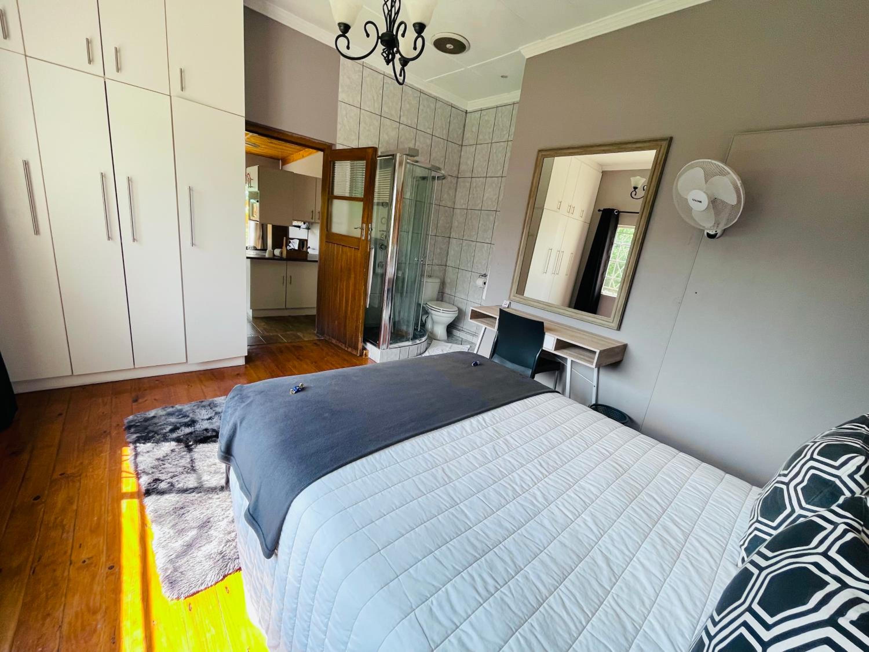 Apartment - Photo 4