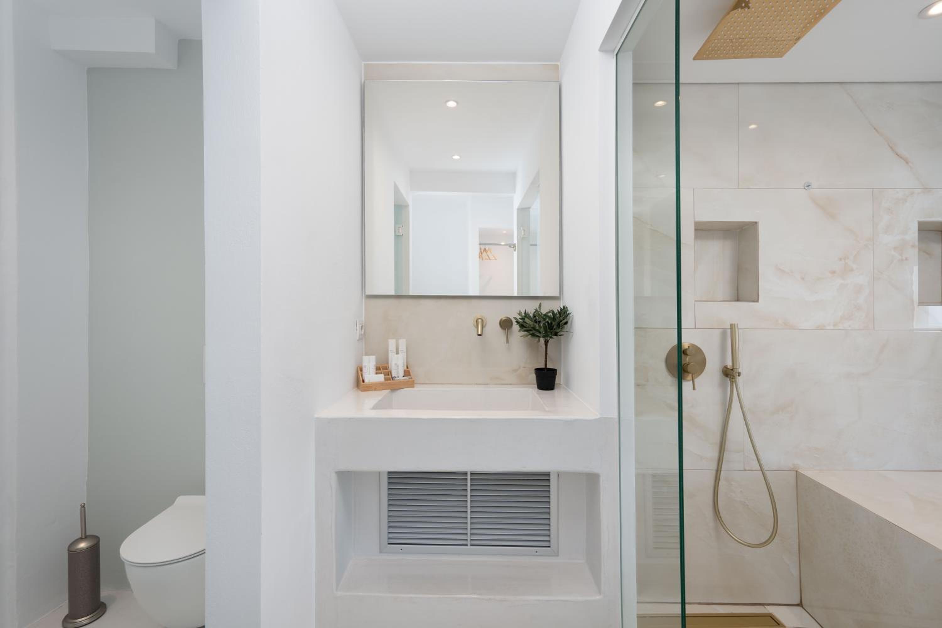 Suite with Sea View, Private Heated Pool & Steam Room - A1 - Photo 3
