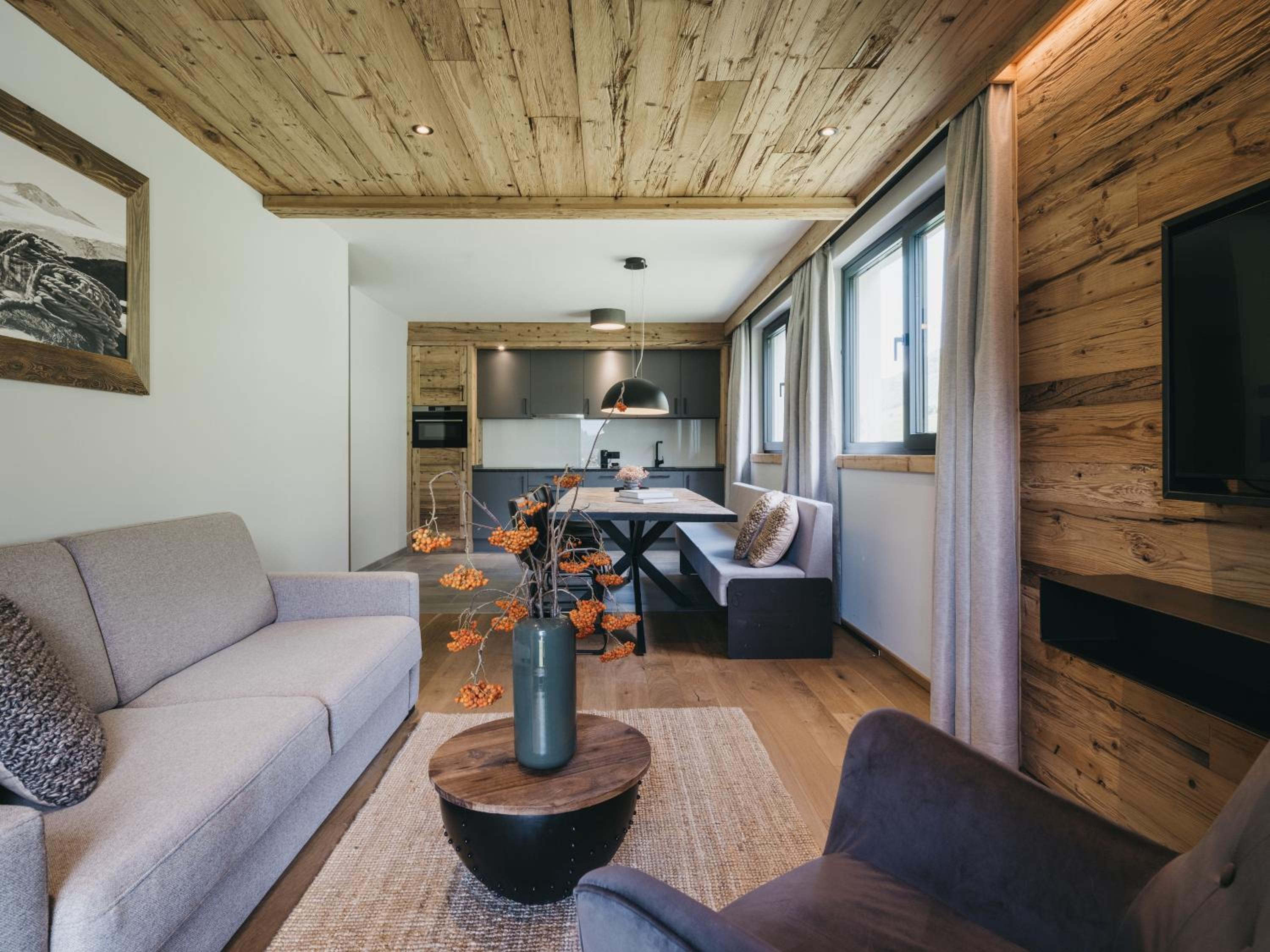 Three Room Apartment Superior IV