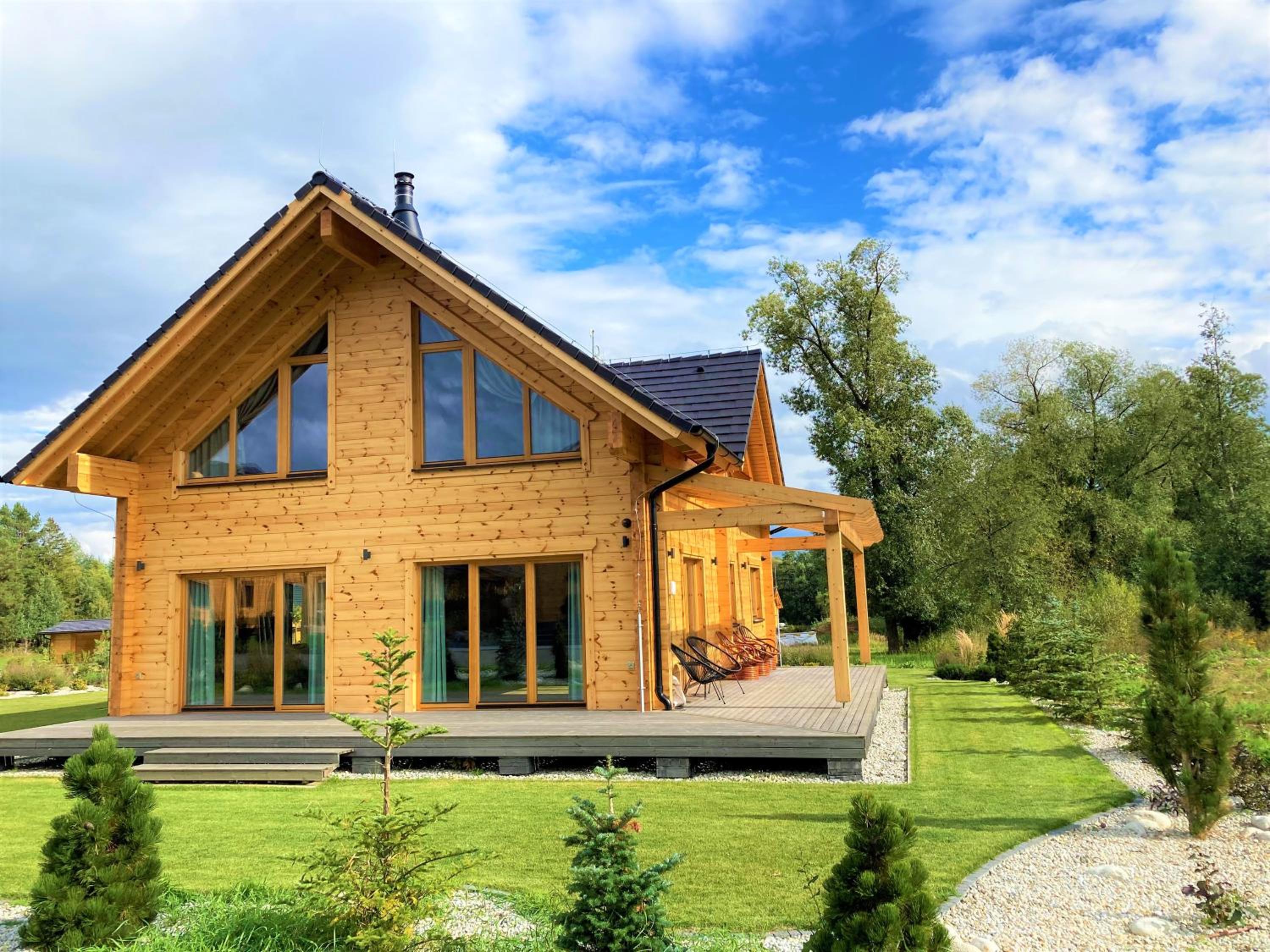 Four-Bedroom House photo 2