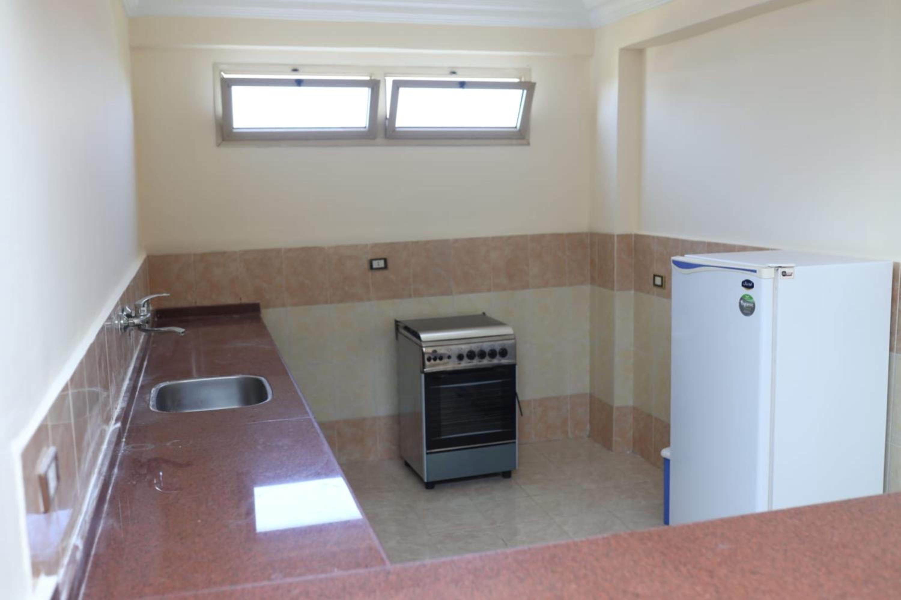 Apartment with Mountain View - Photo 16