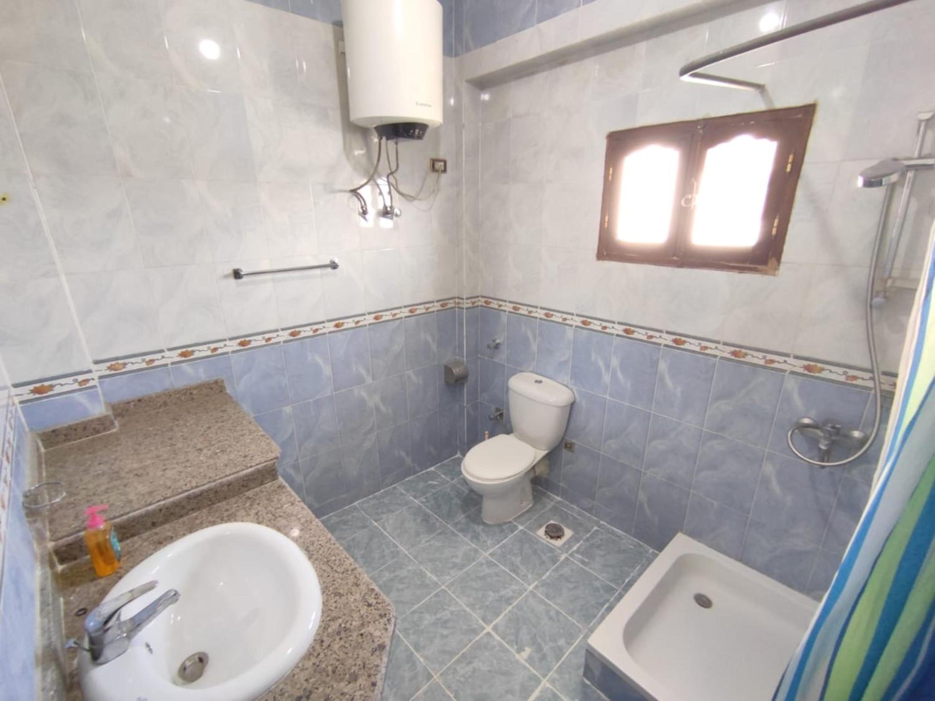 One-Bedroom Apartment - Photo 10