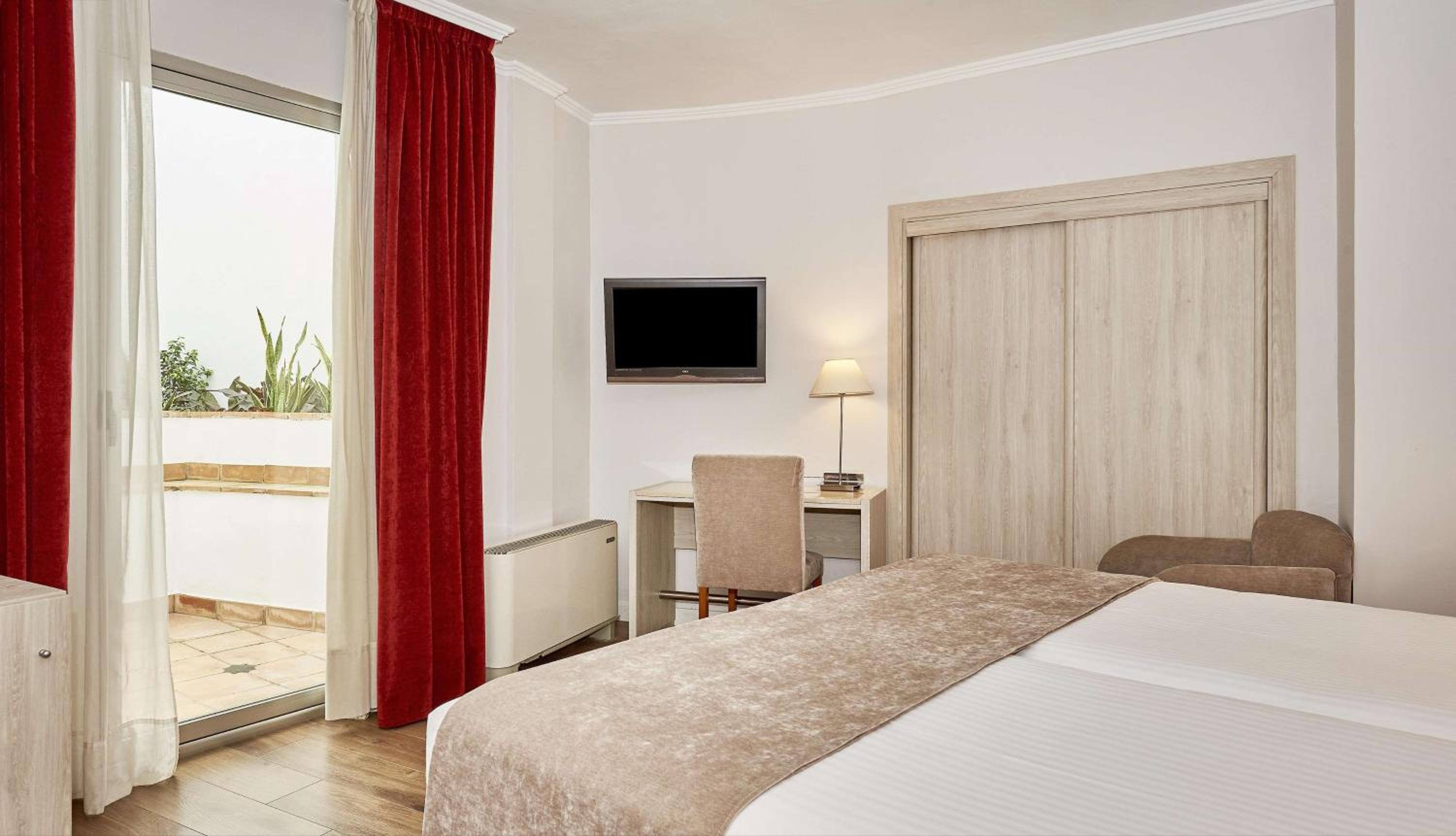 Standard Room - Photo 3