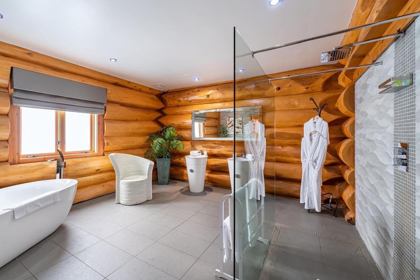 One-Bedroom Chalet photo 3