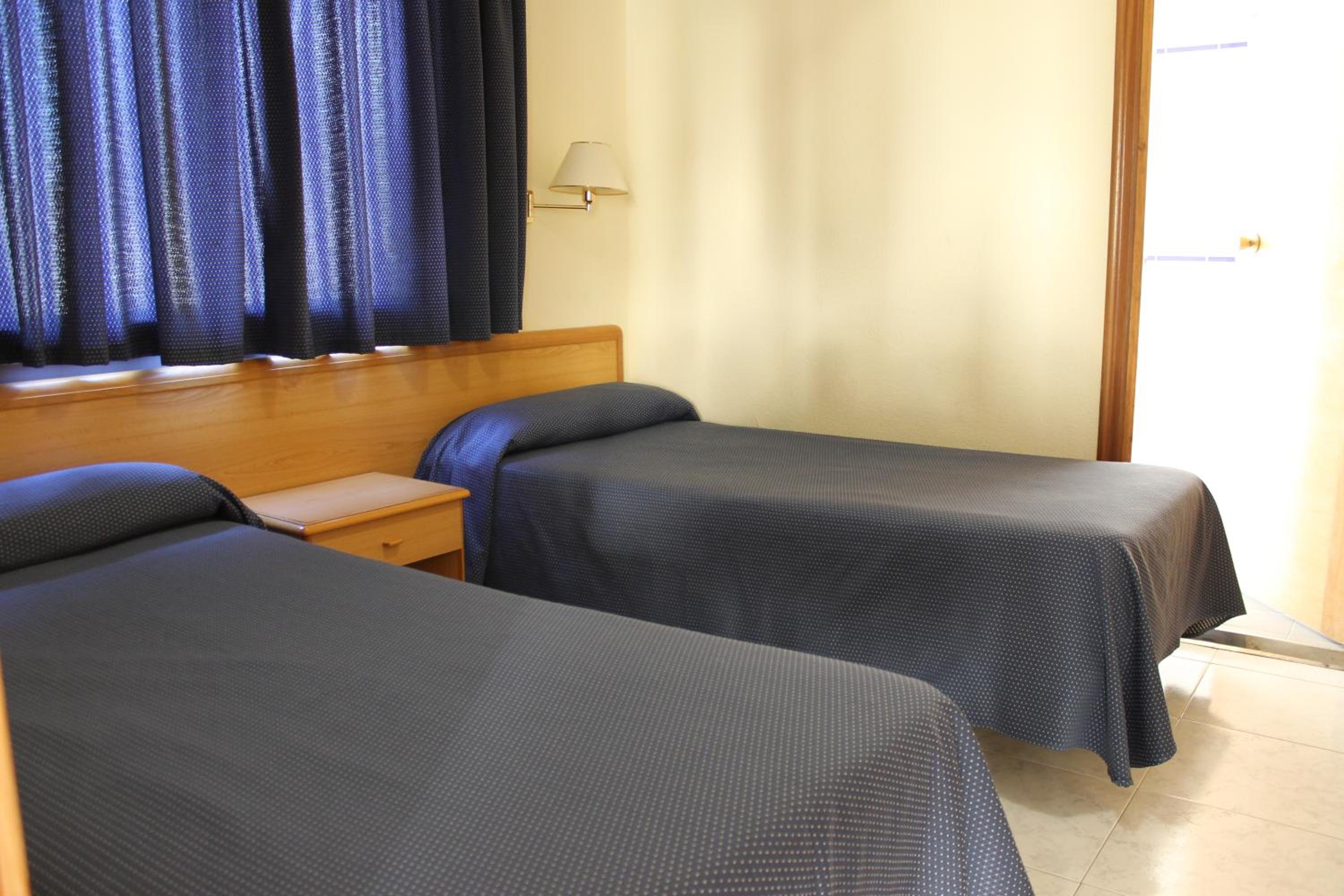 Apartamento de dos habitaciones (4-6 adultos)