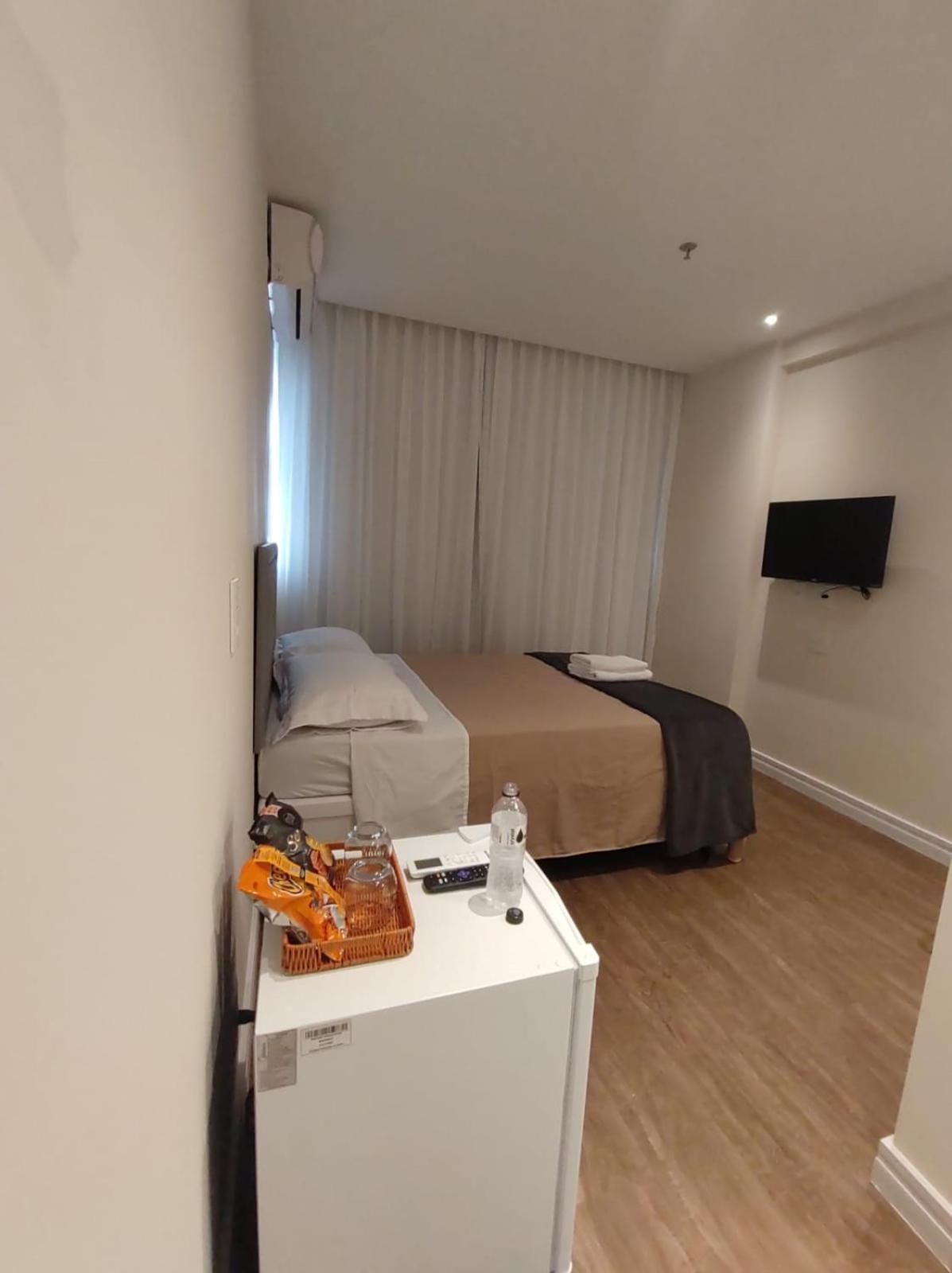 Standard Suite - Photo 3