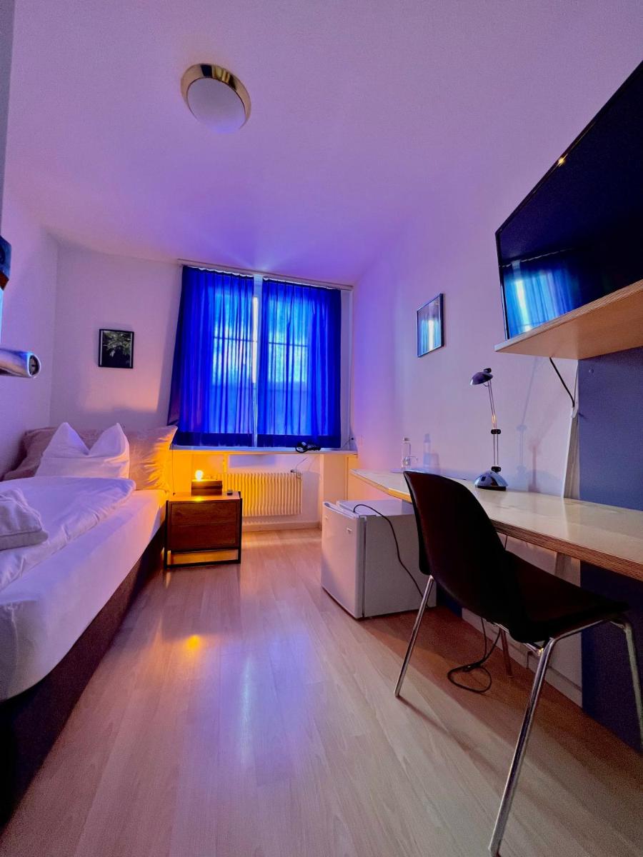 Budget Single Room