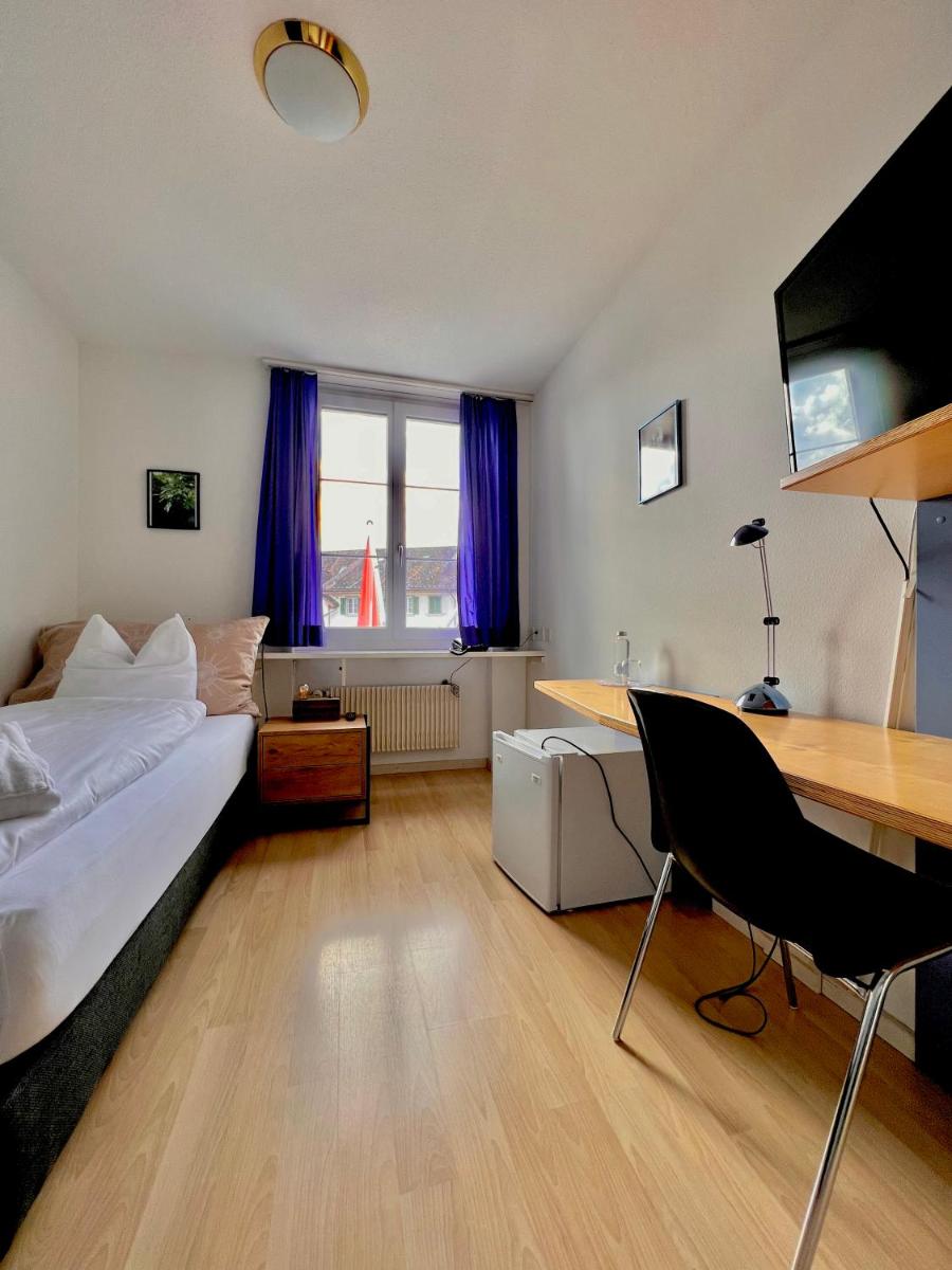 Budget Single Room photo 2