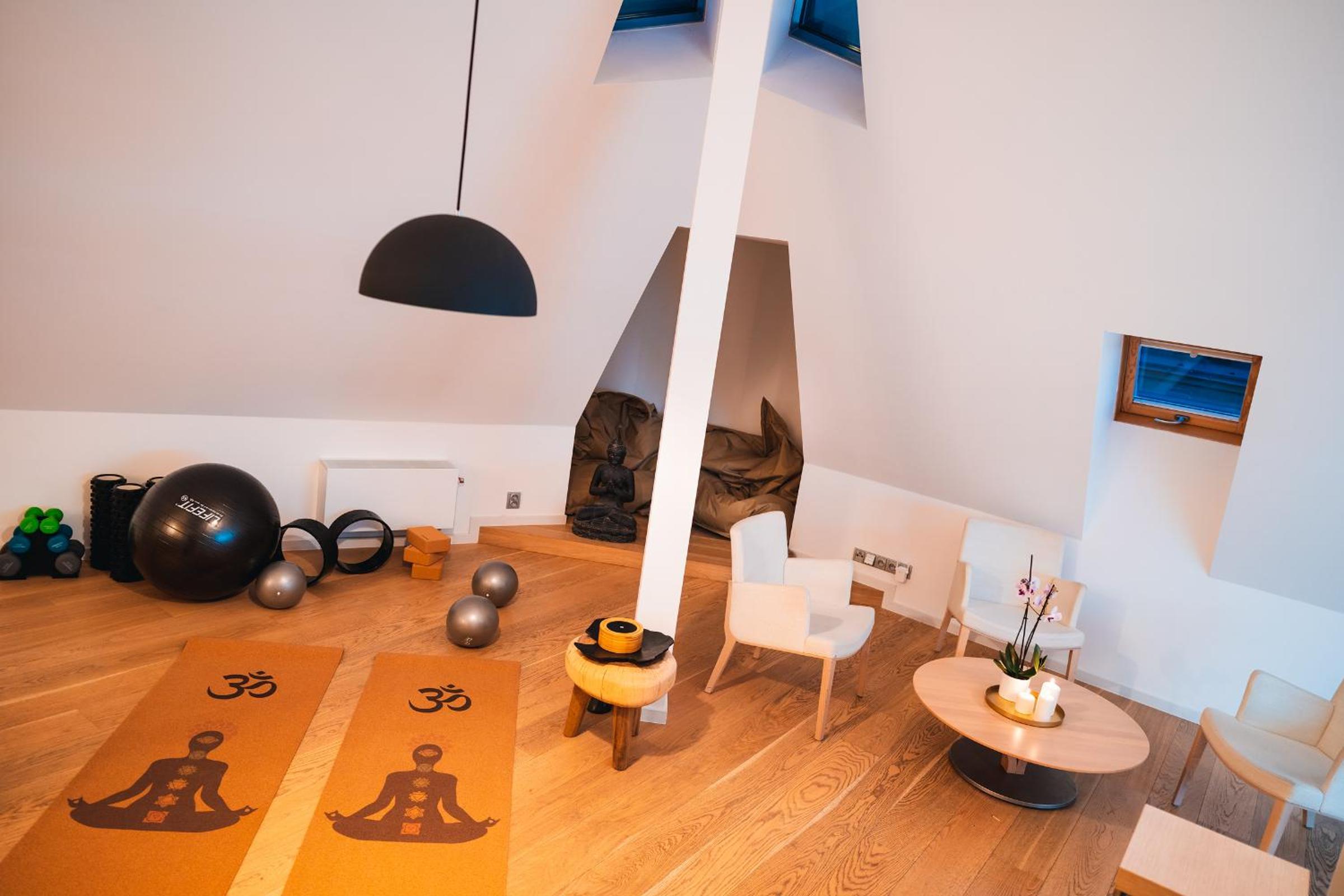 Apartment thumbnail 5