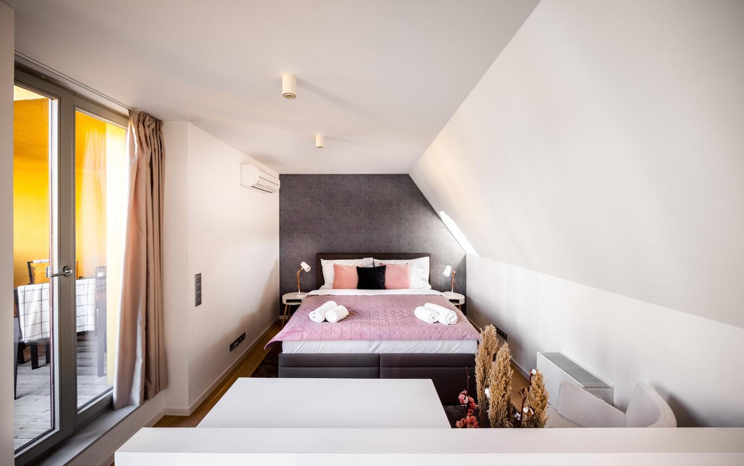 Apartment thumbnail 5