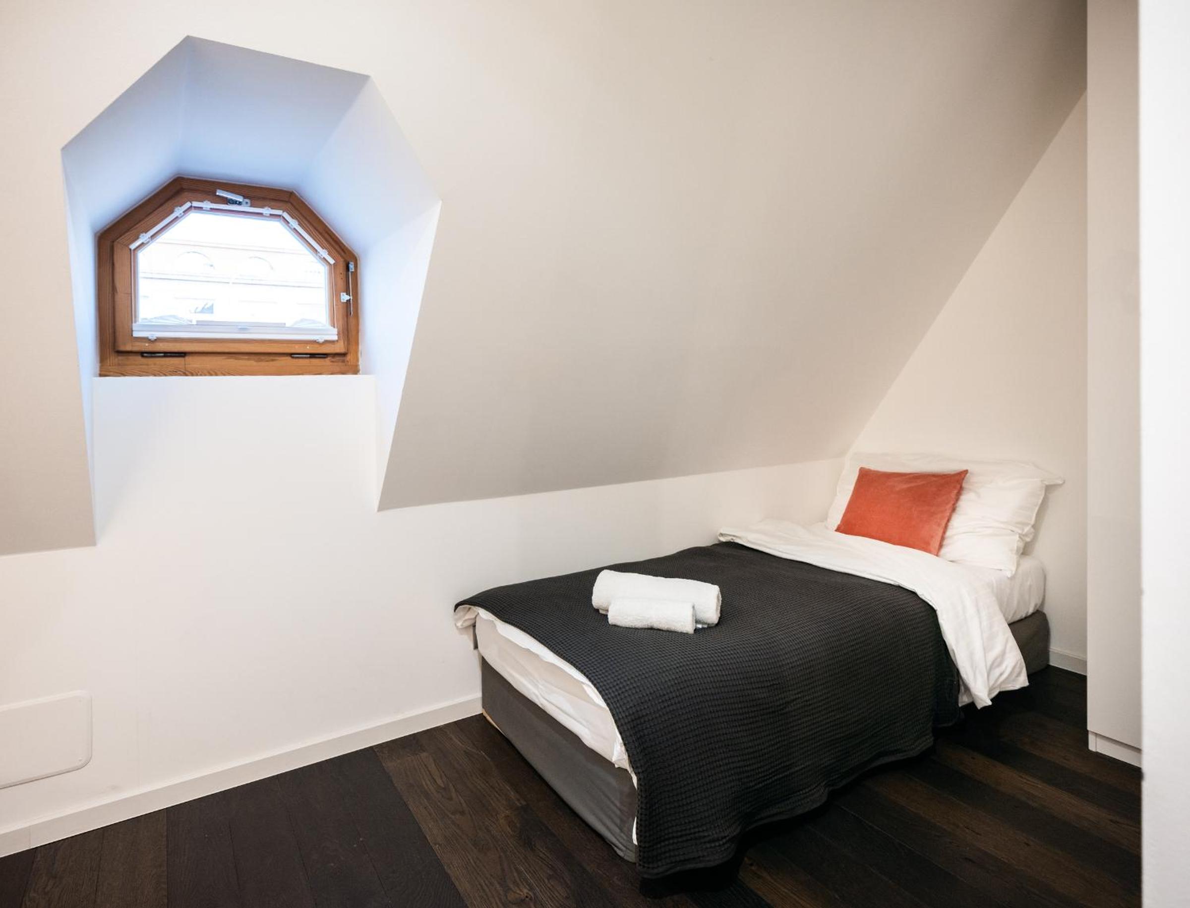 Apartment thumbnail 5