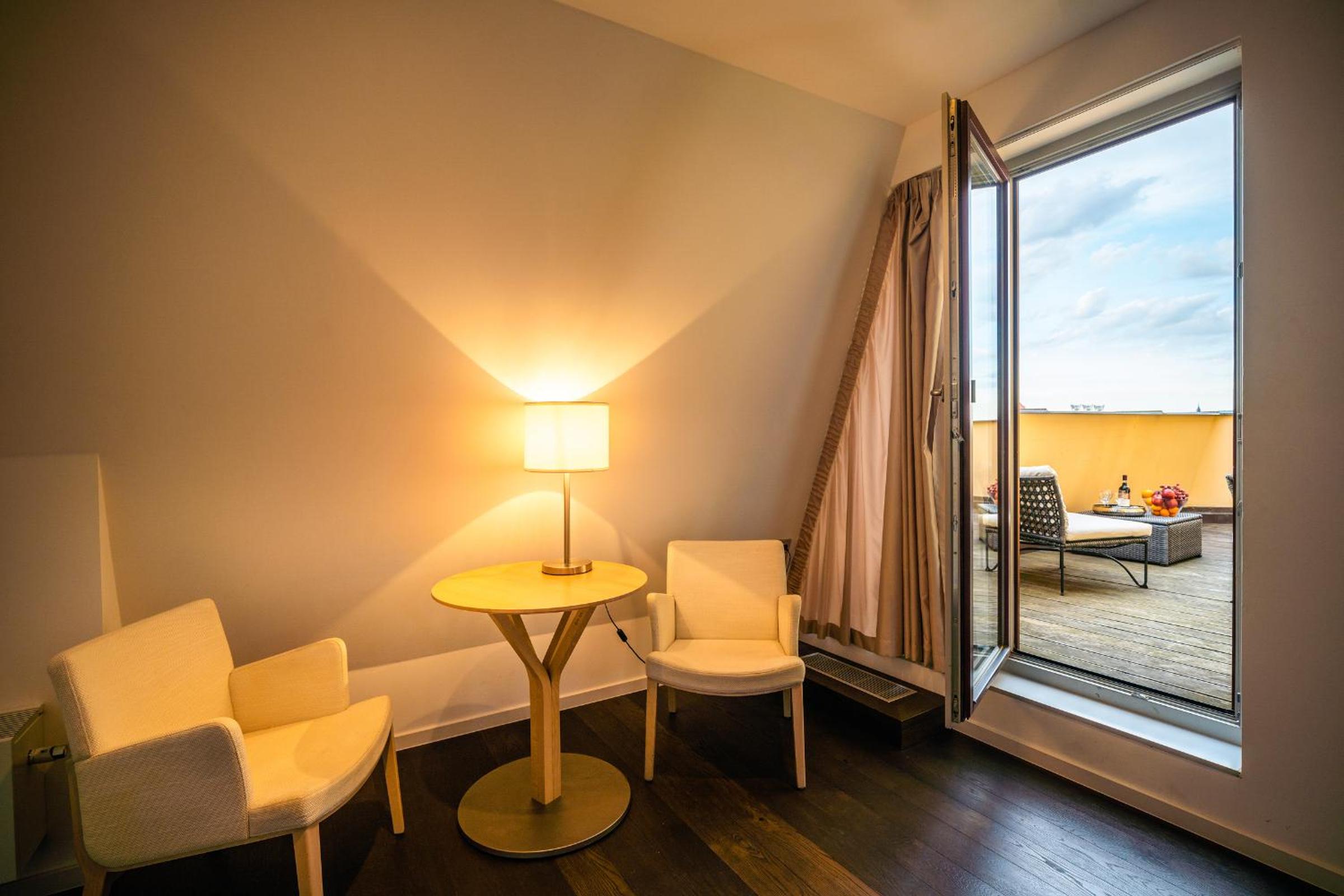 Apartment thumbnail 6