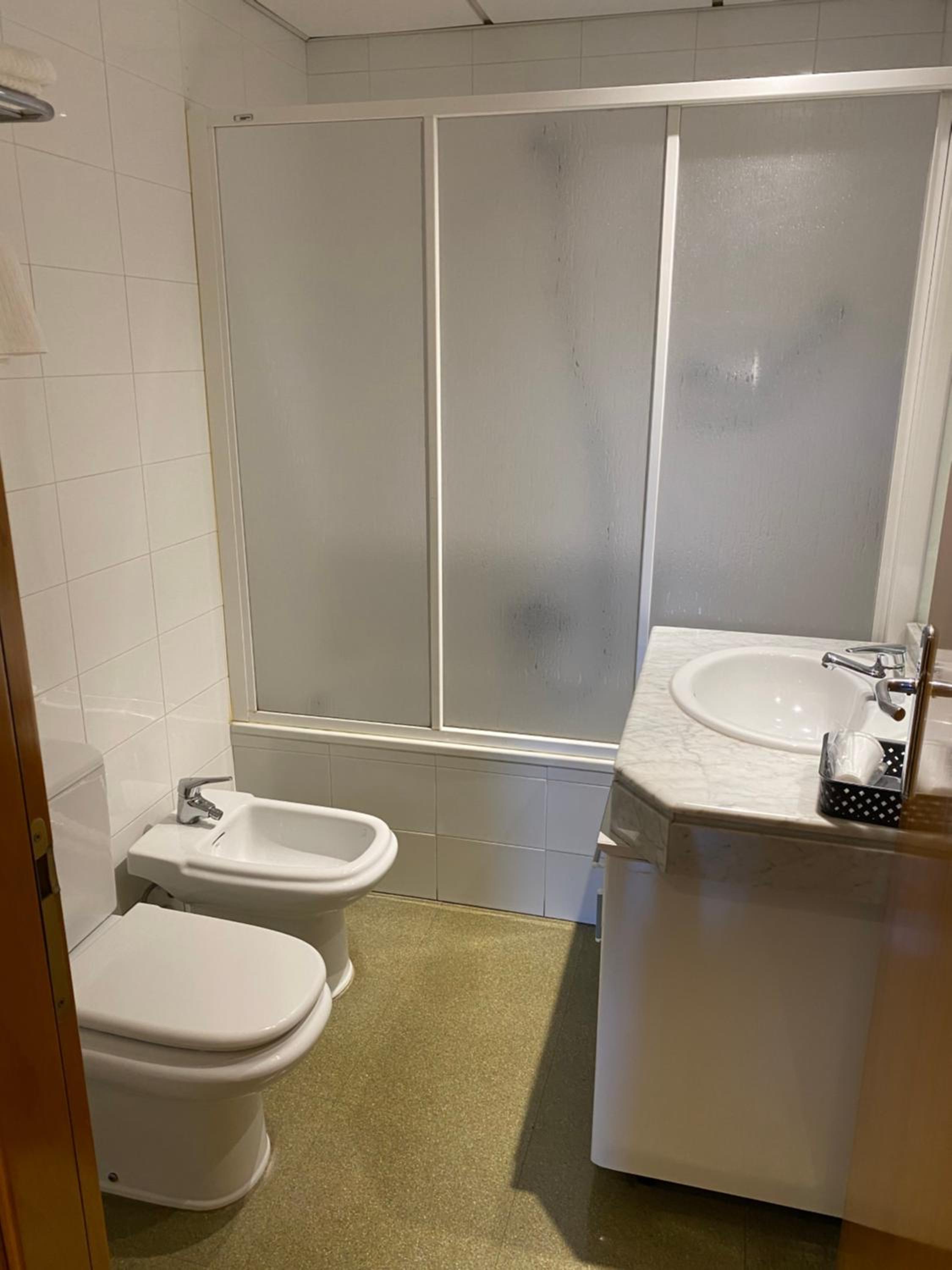 Double or Twin Room photo 3
