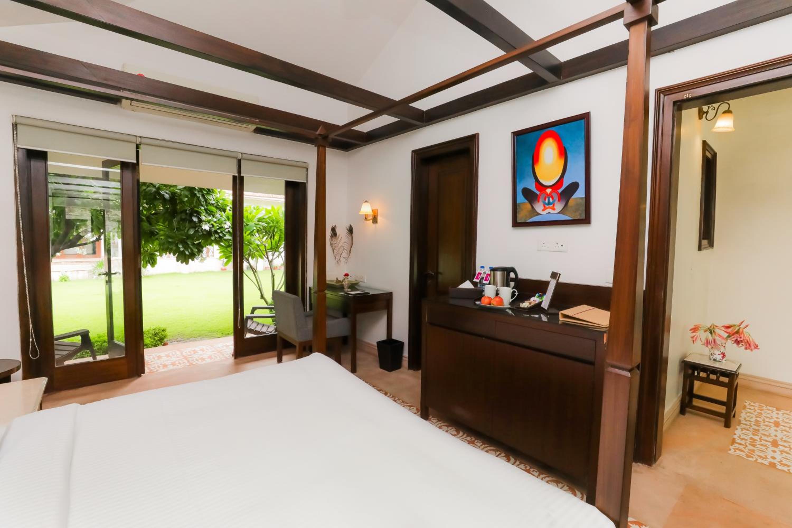 Kutir with Private Balcony/ Lawn ( Clear View Namo Ghat)   