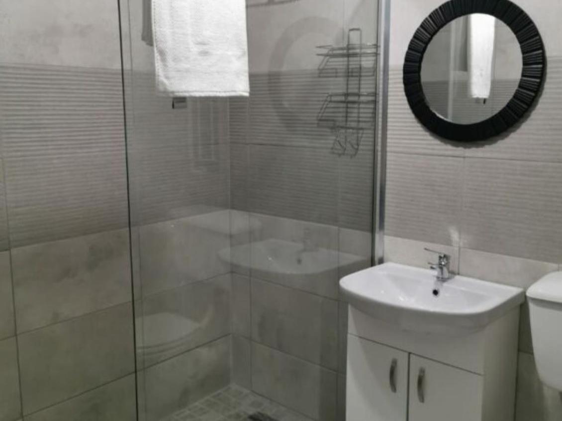 Luxury Queen Room photo 3