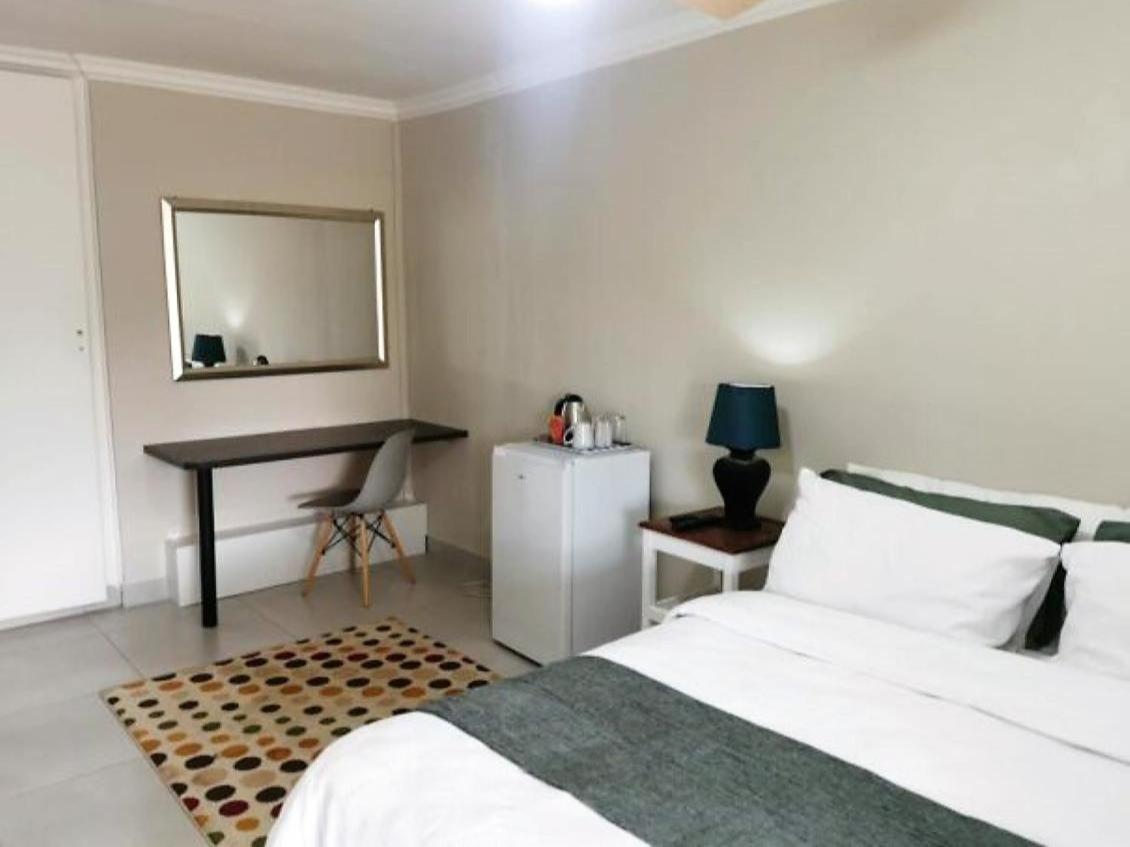 Deluxe Queen Room