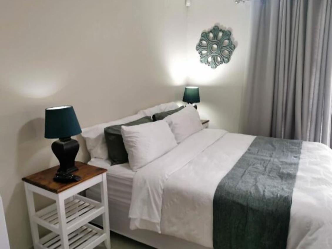 Deluxe Queen Room photo 2