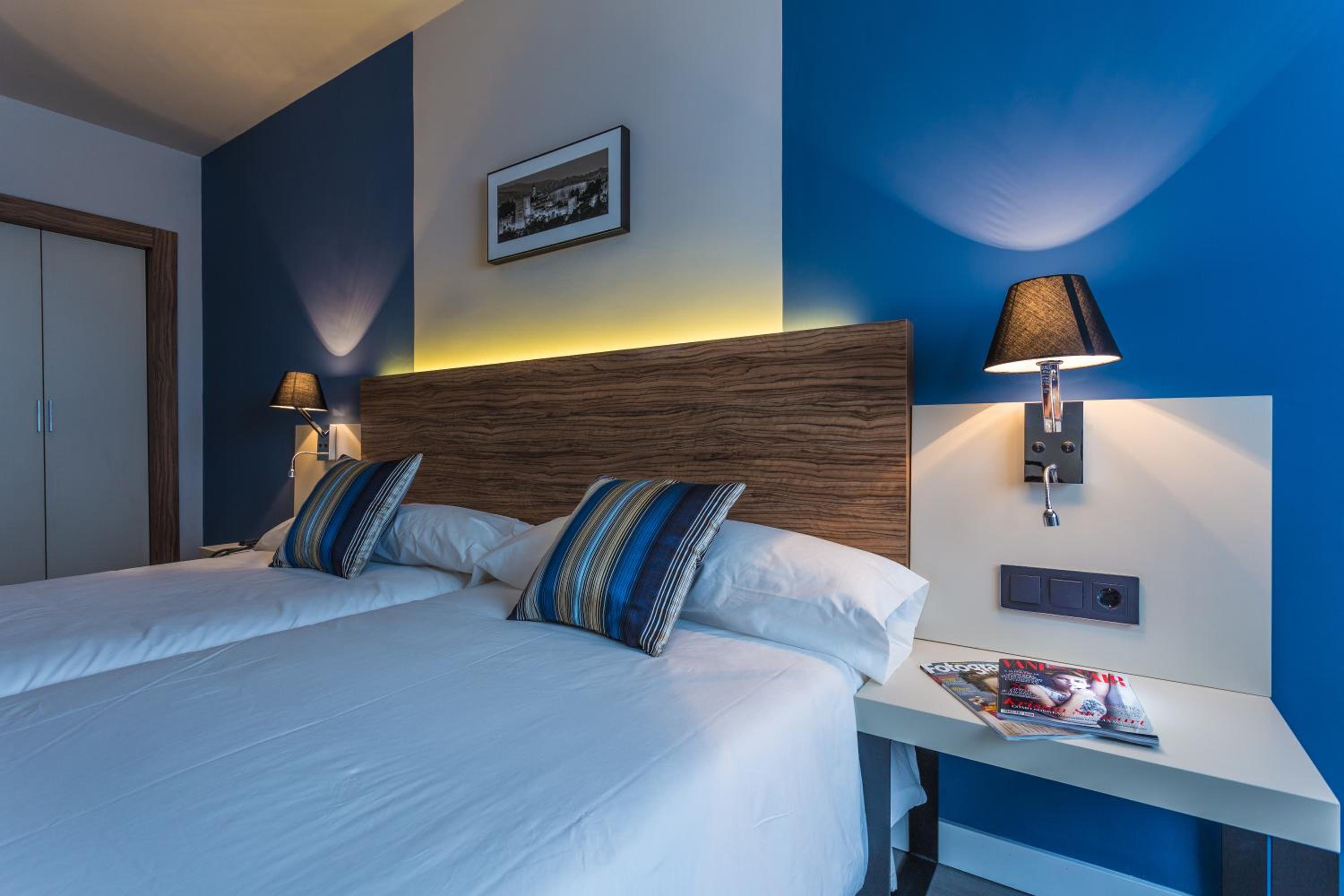 Double or Twin Room - Photo 3