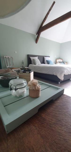 Double Room with Private Bathroom - Photo 2