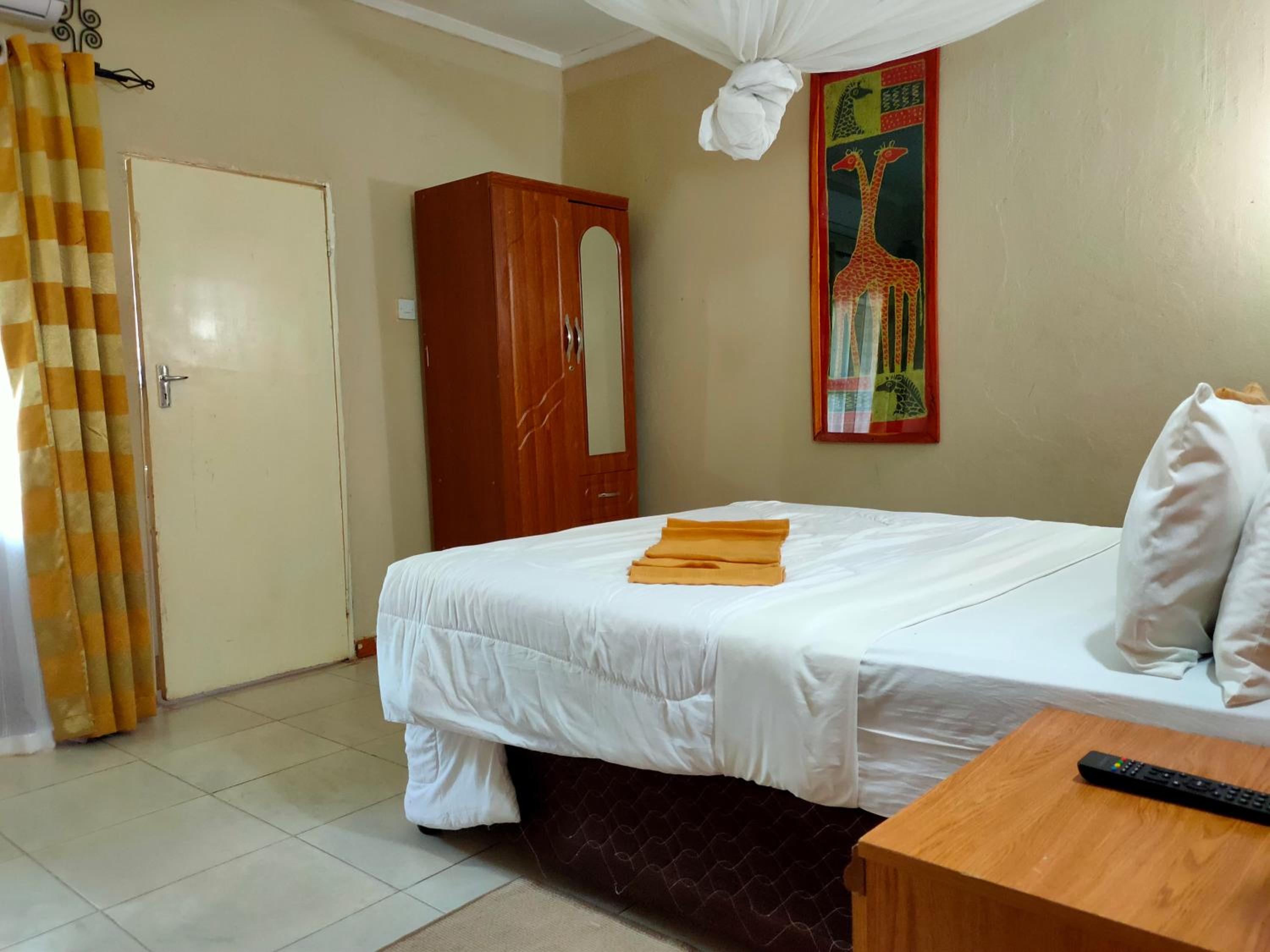 Economy Double Room photo 2