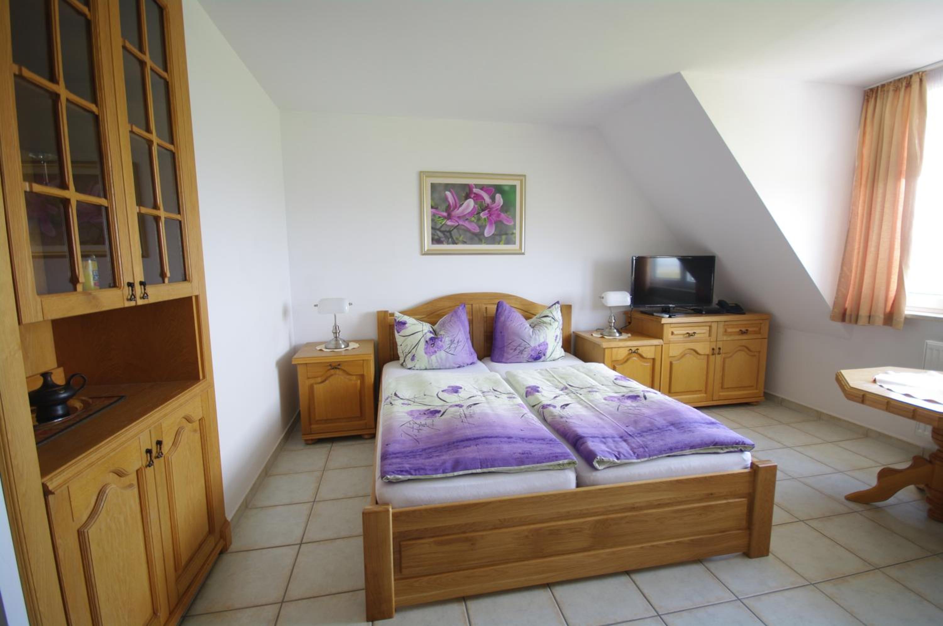 Double Room - Photo 17
