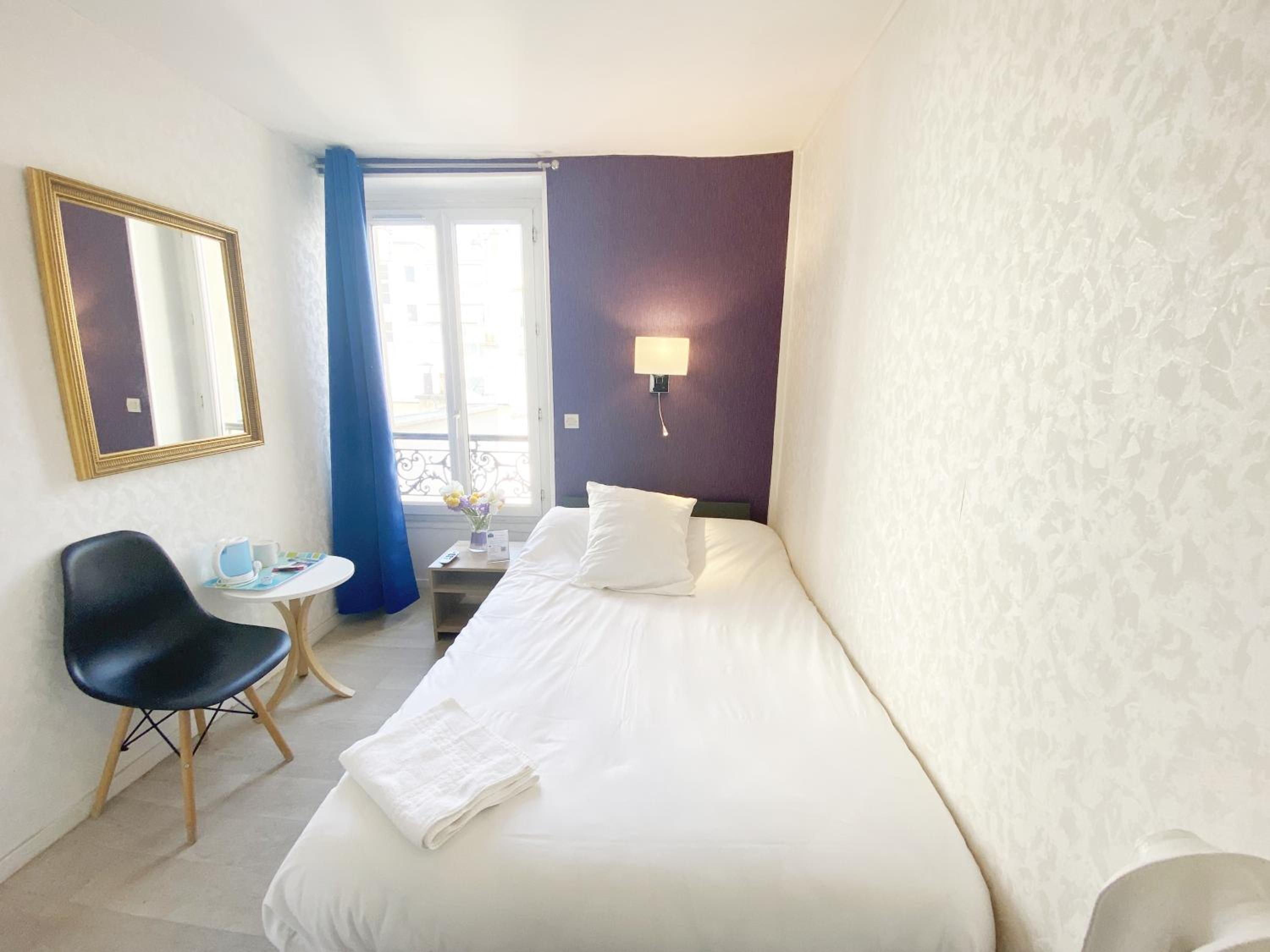 Single Room photo 3