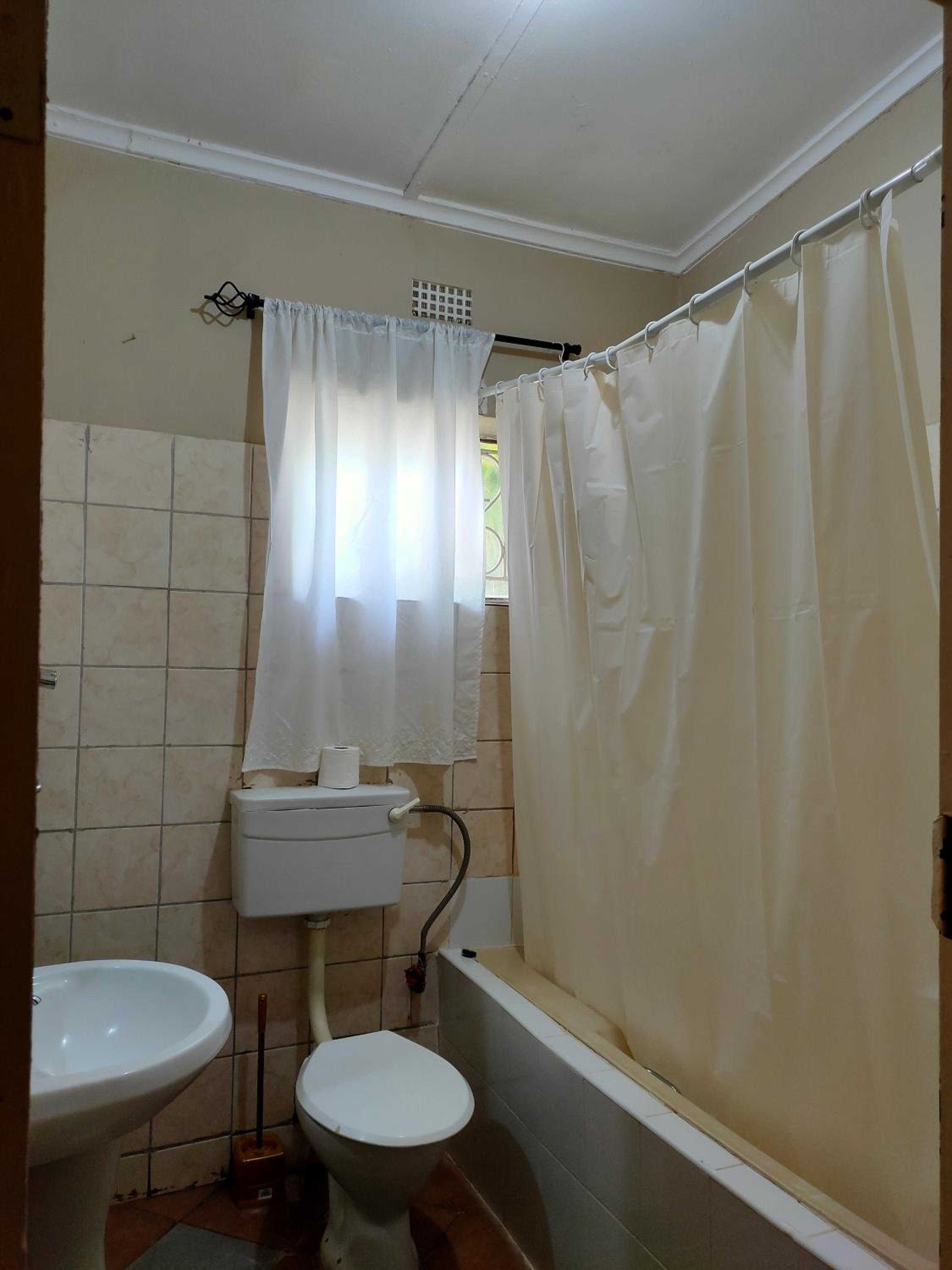 Standard Double Room photo 3