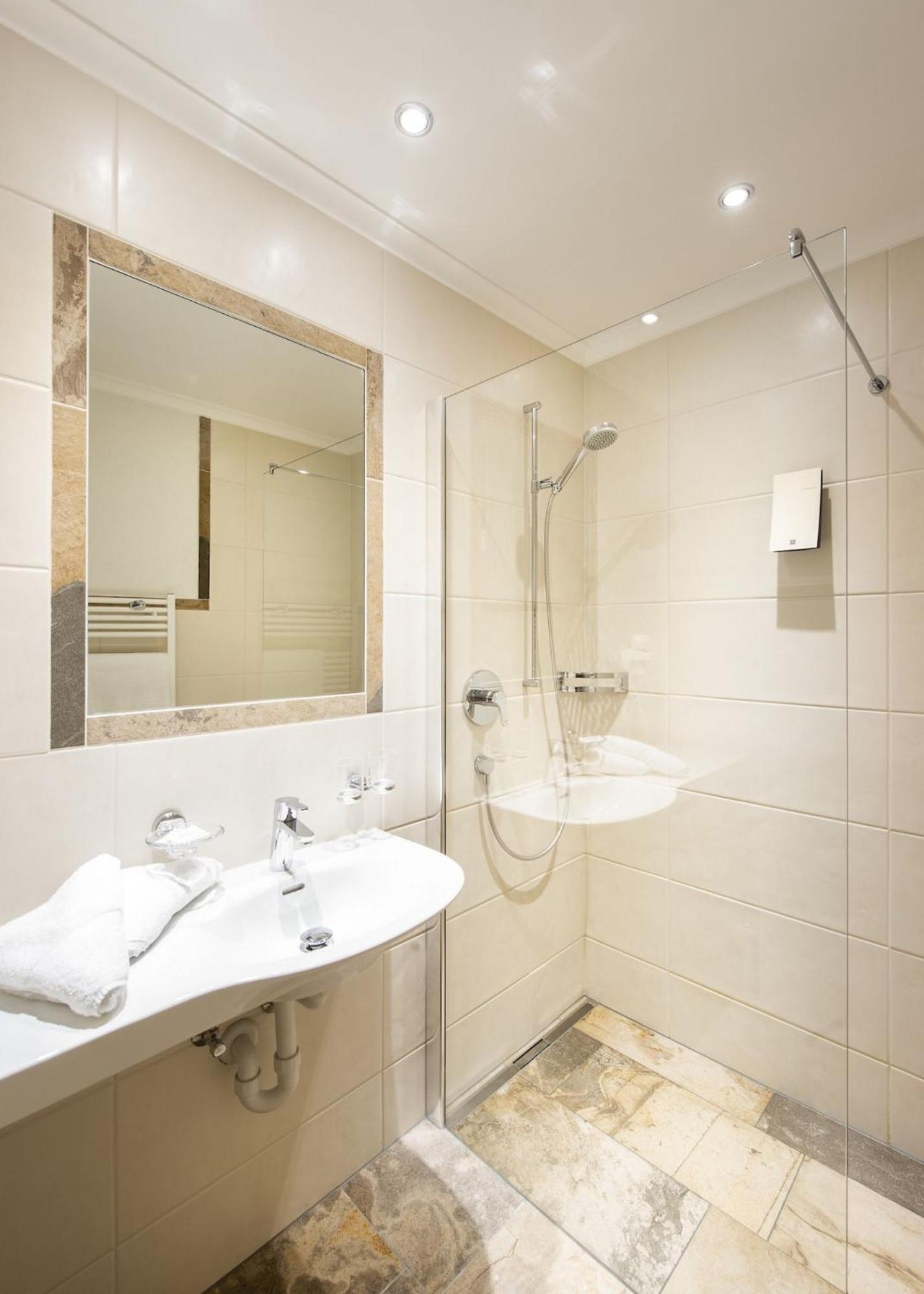 Suite photo 2
