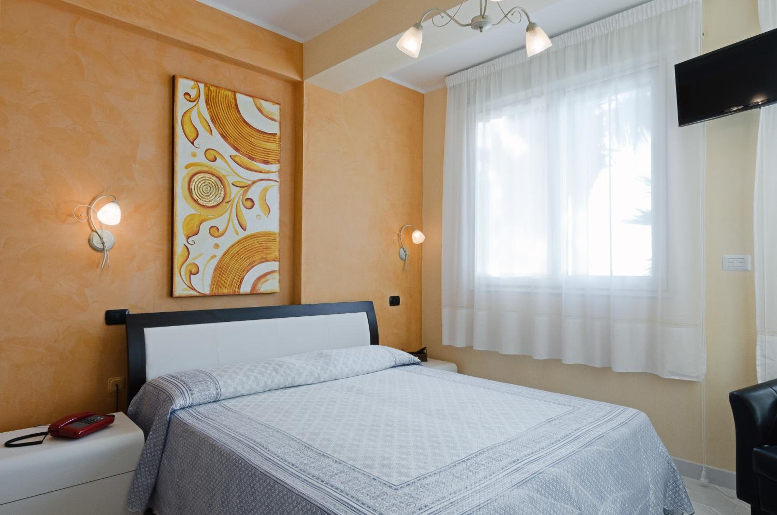 Double Room with Sea View photo 1