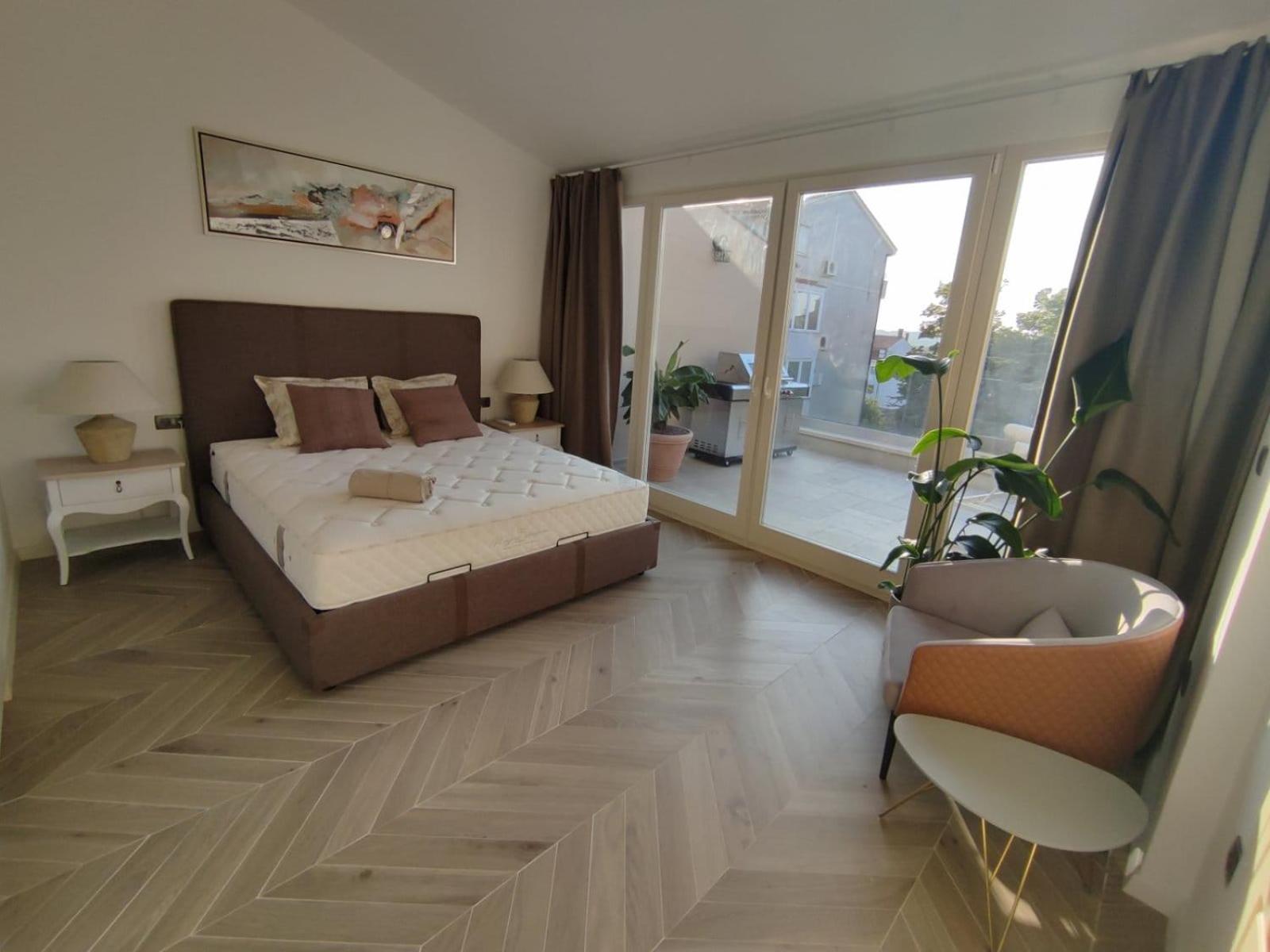 One-Bedroom Villa