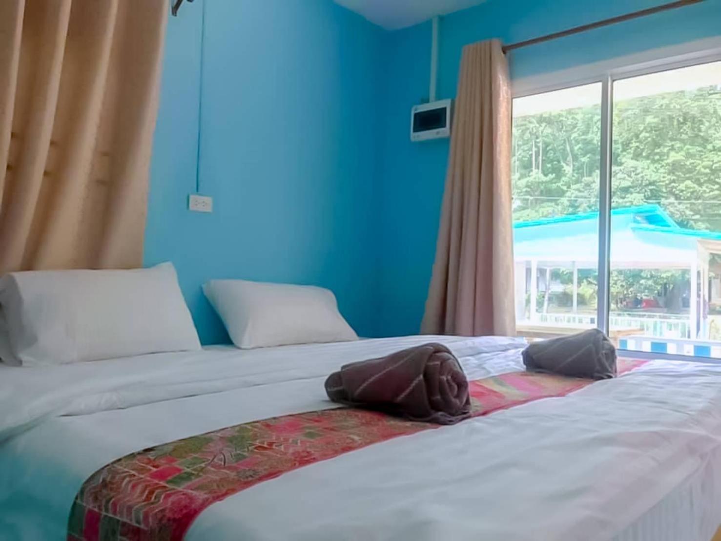 Deluxe Double Room with Balcony photo 1