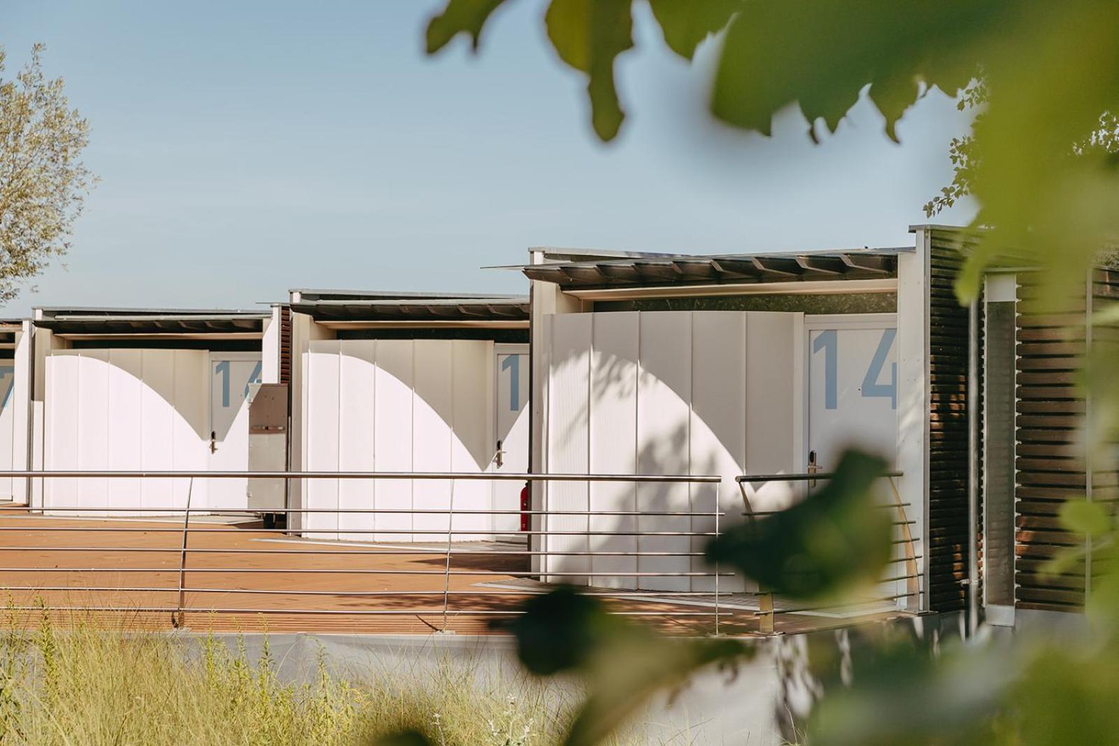 Shore Pavillon - Lake view - Photo 4